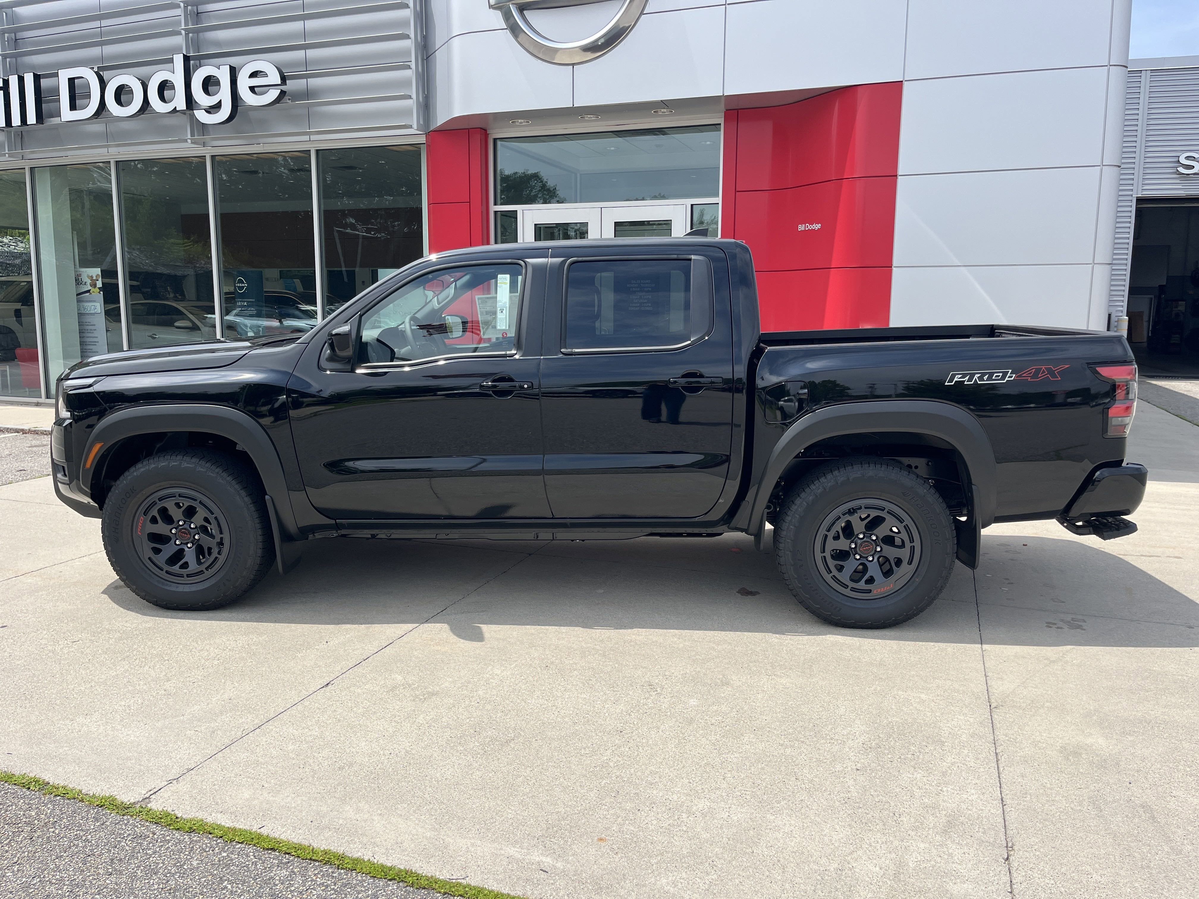 2025 Nissan Frontier PRO-4X