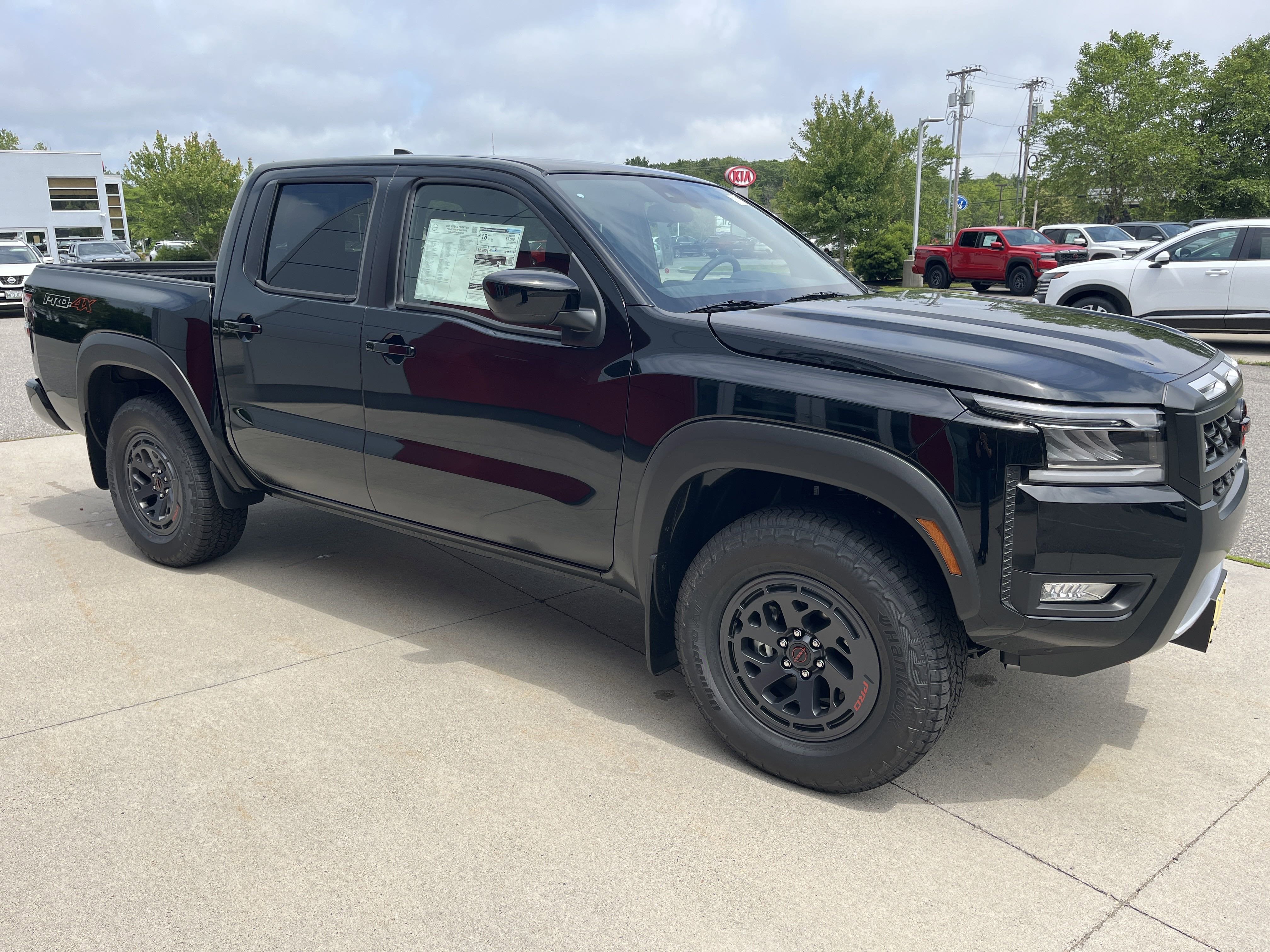 2025 Nissan Frontier PRO-4X