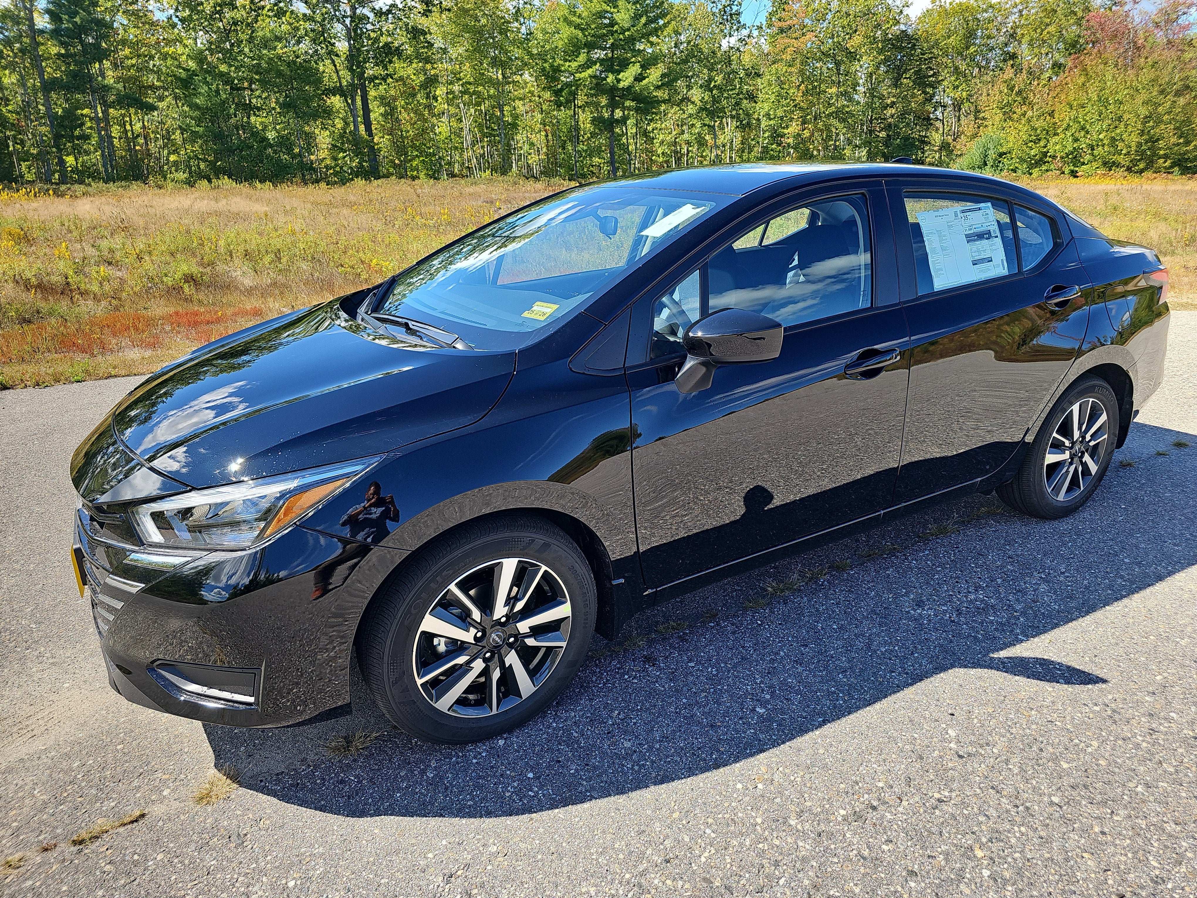 2025 Nissan Versa SV