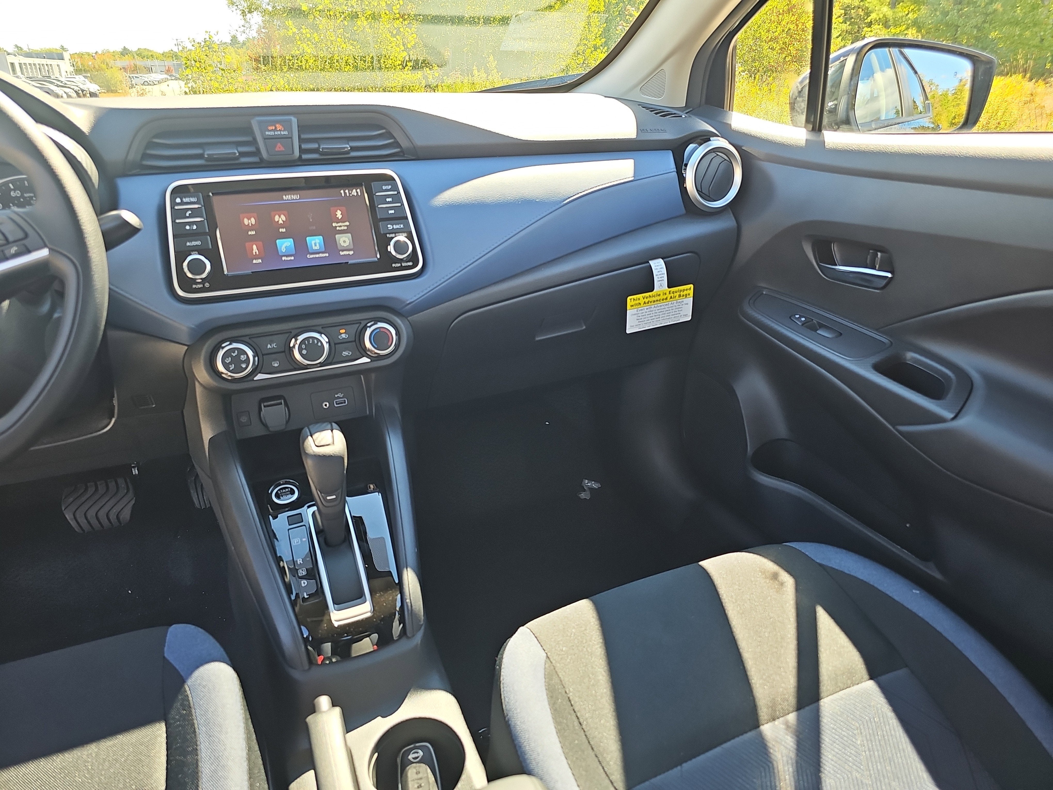 2025 Nissan Versa SV