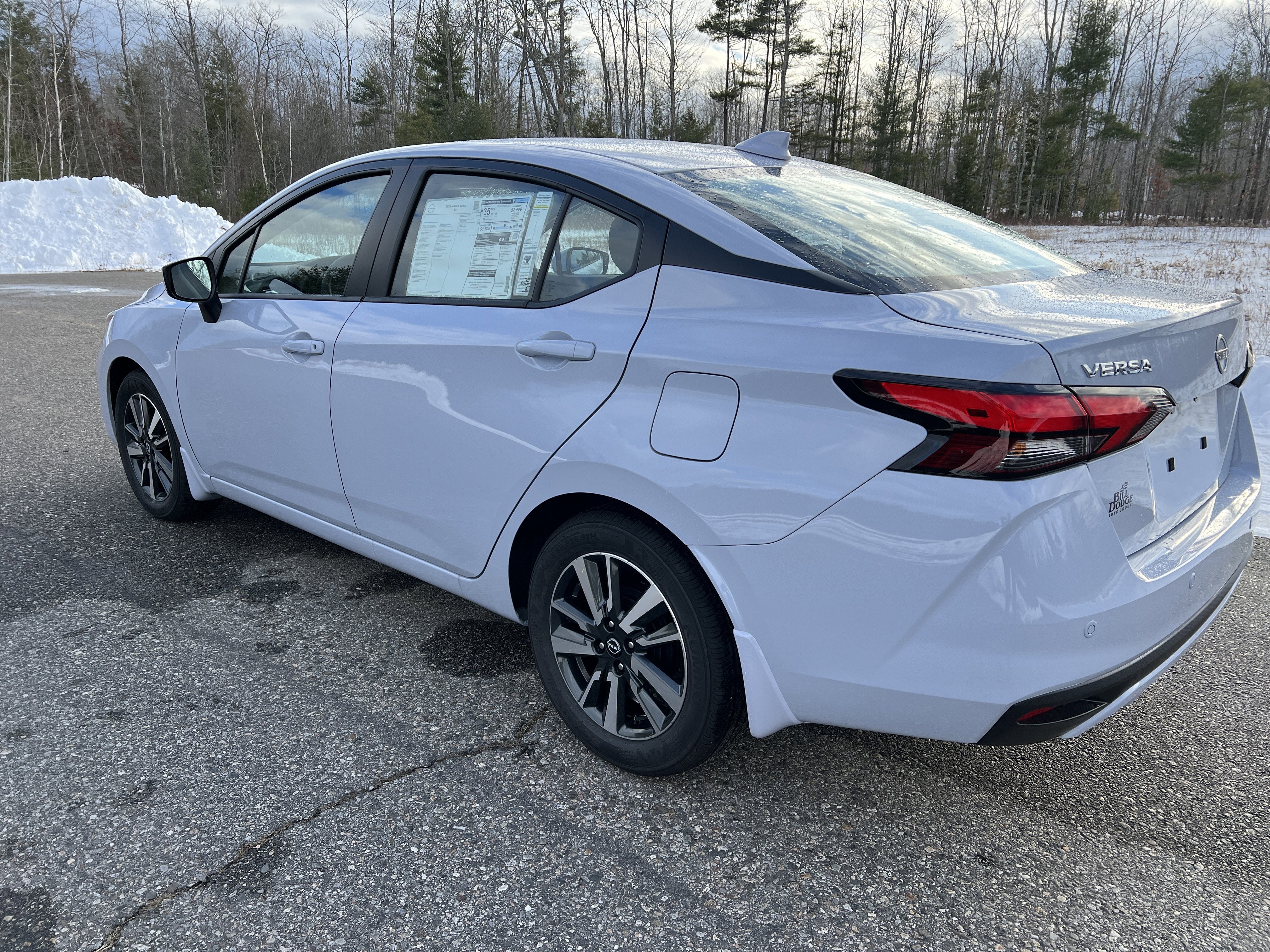 2025 Nissan Versa SV