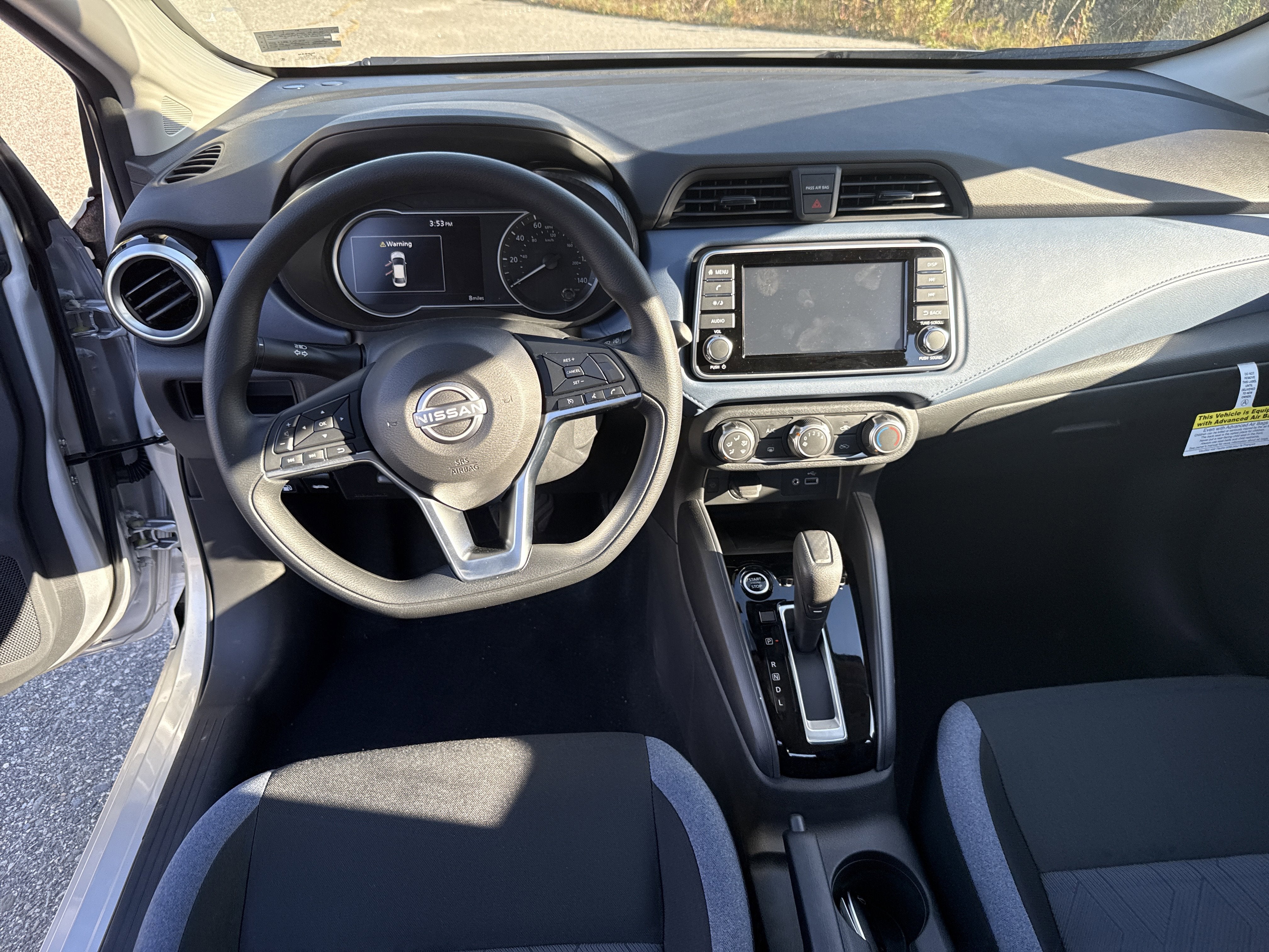 2025 Nissan Versa SV