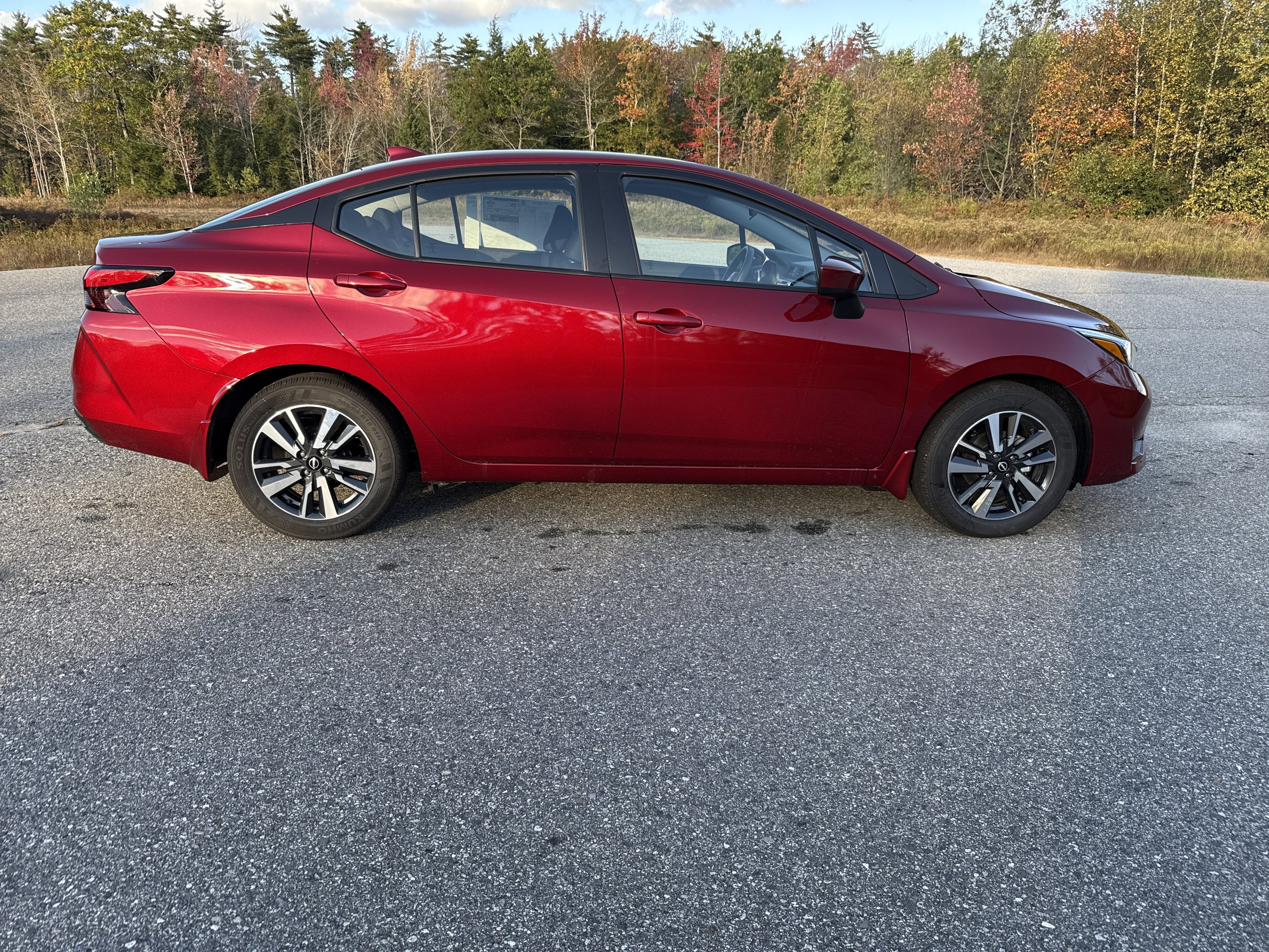 2025 Nissan Versa SV
