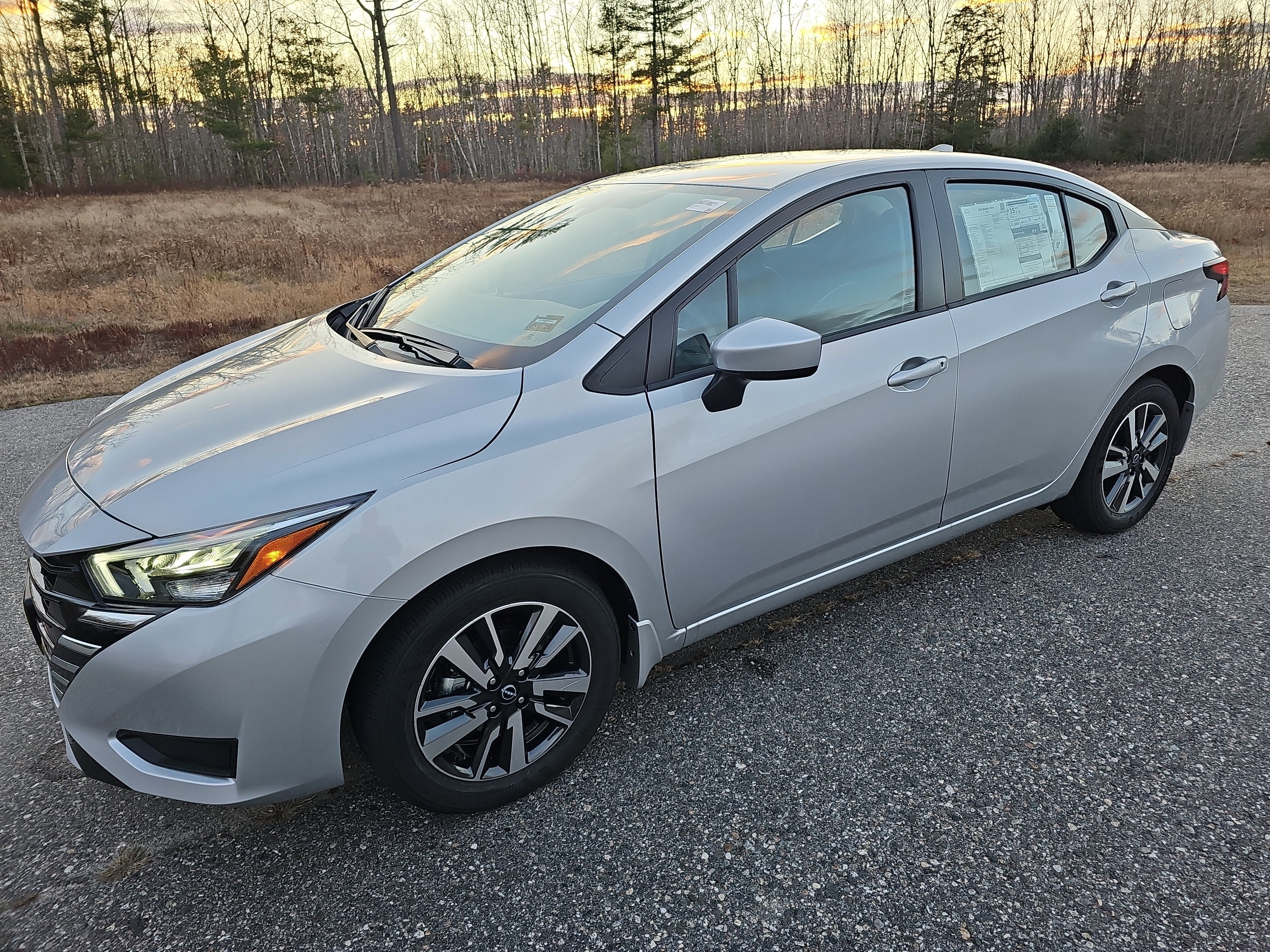 2025 Nissan Versa SV