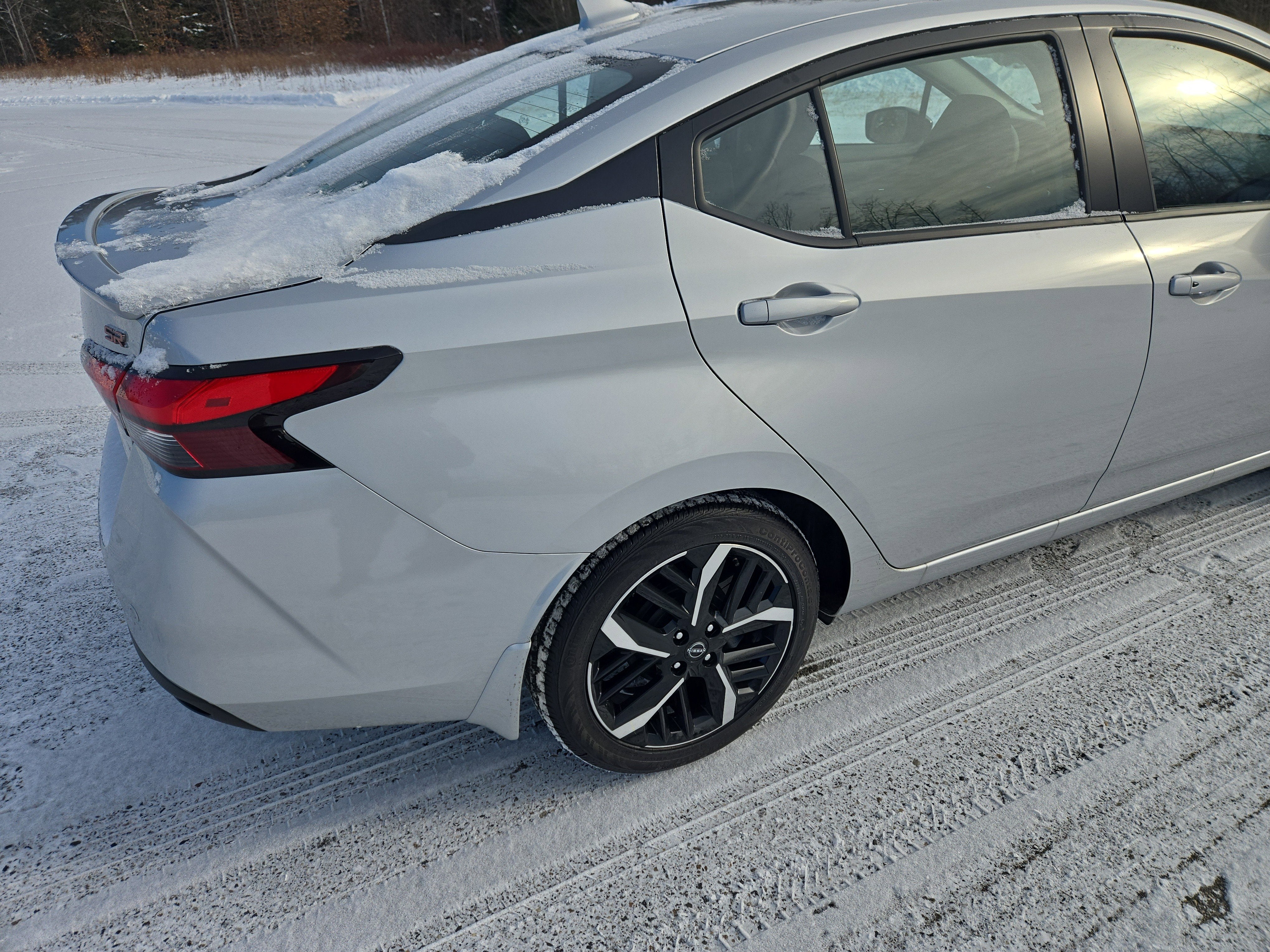 2025 Nissan Versa SR