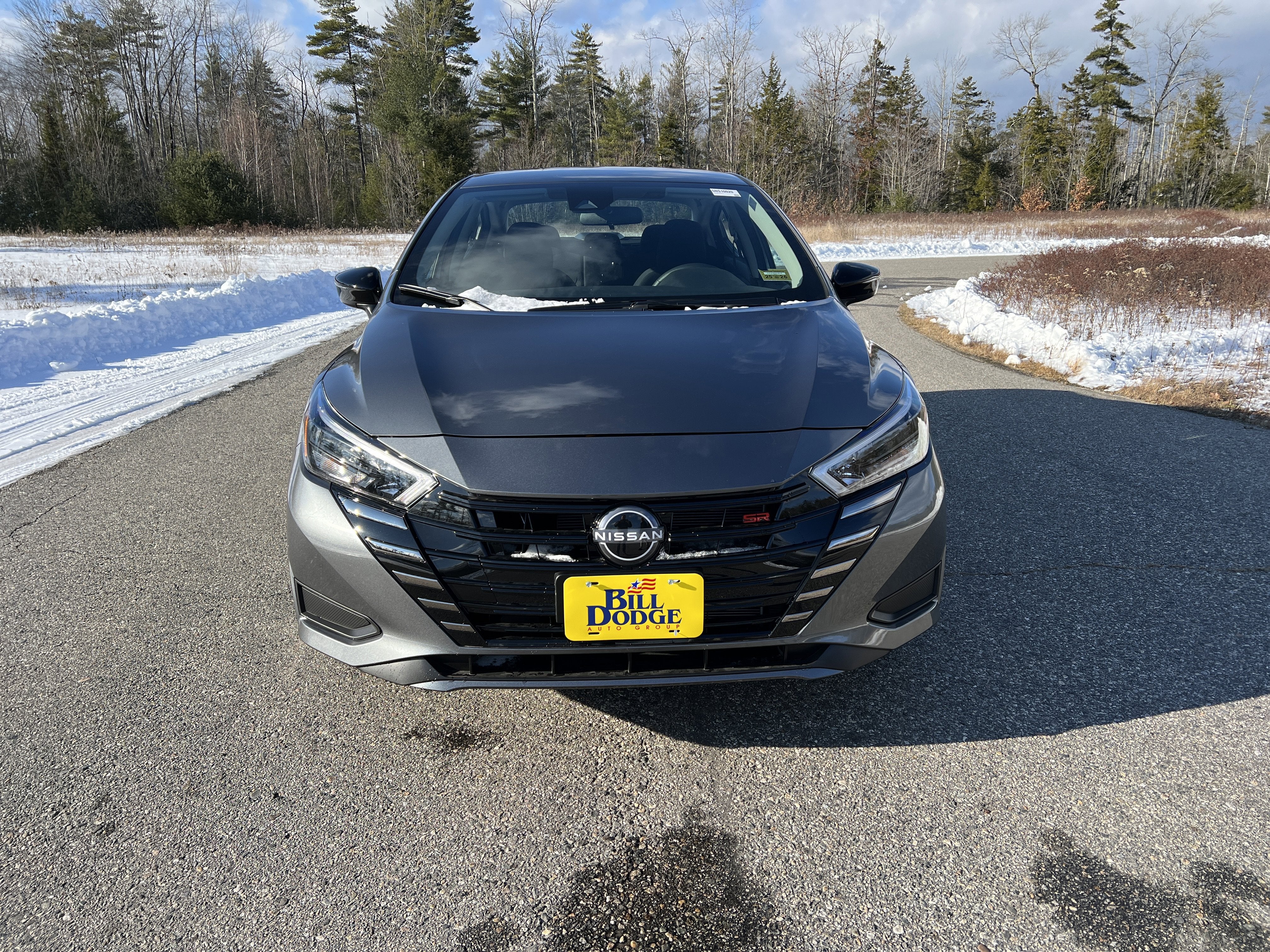 2025 Nissan Versa SR