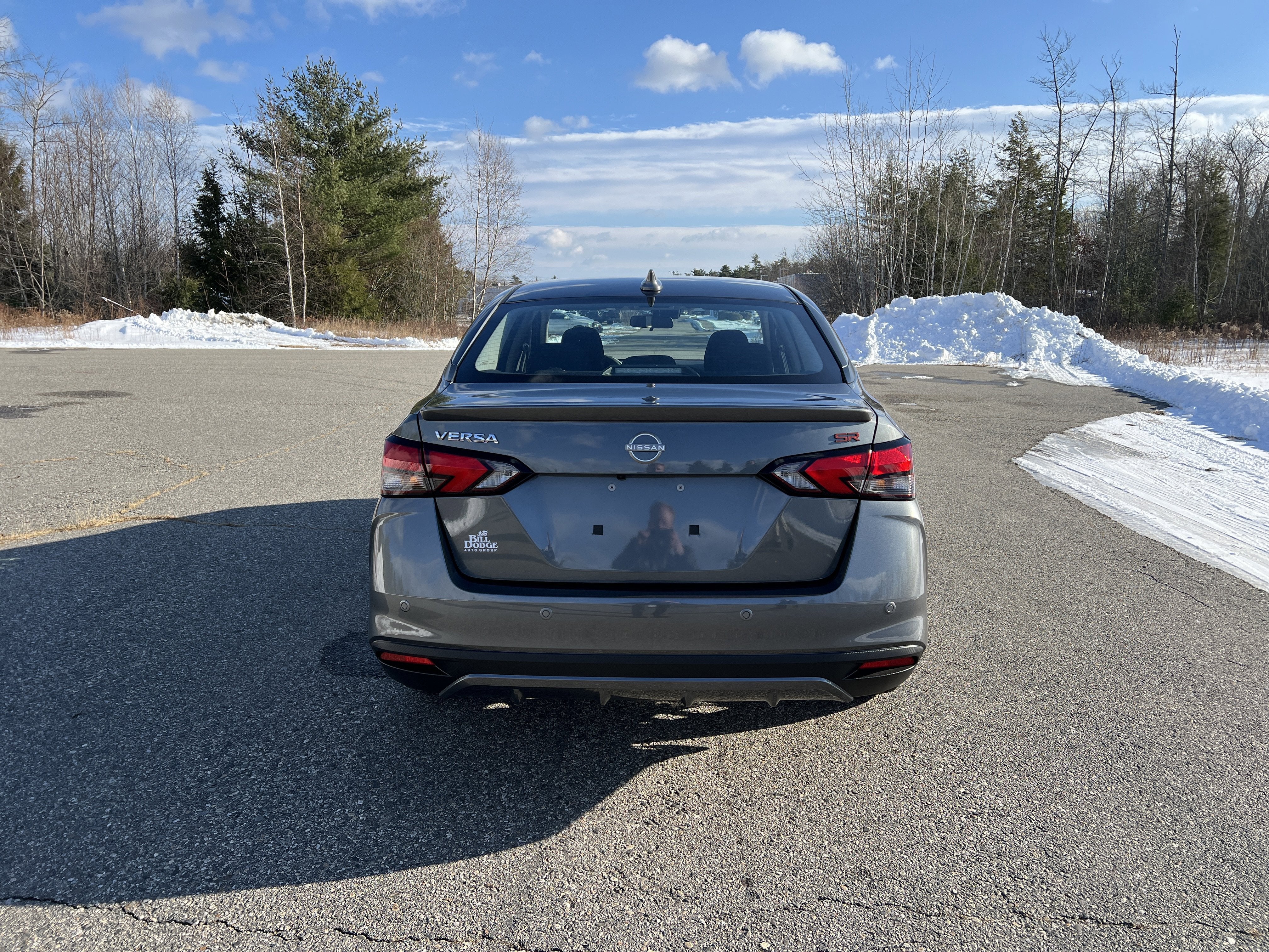 2025 Nissan Versa SR