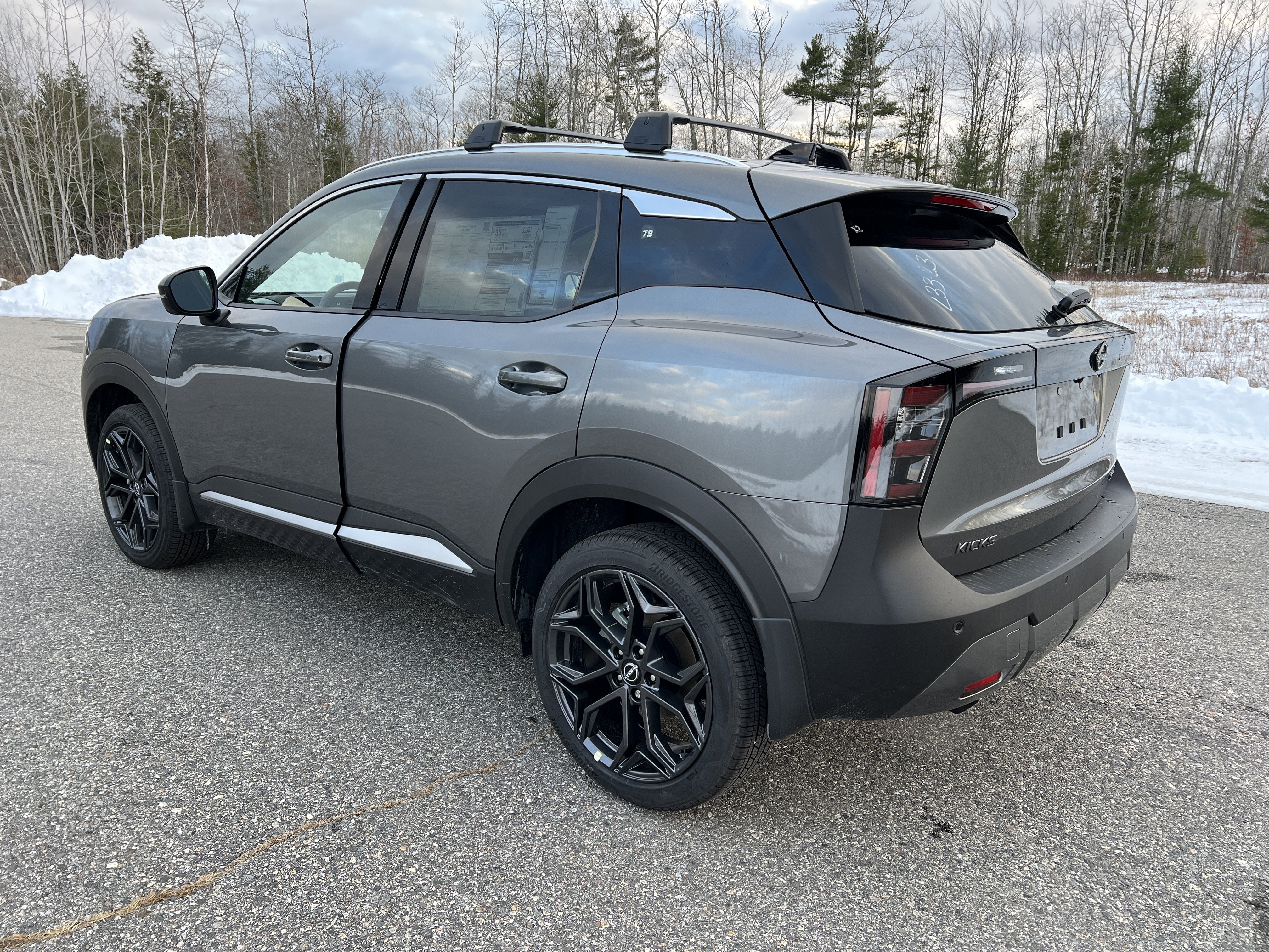 2026 Nissan Kicks SR