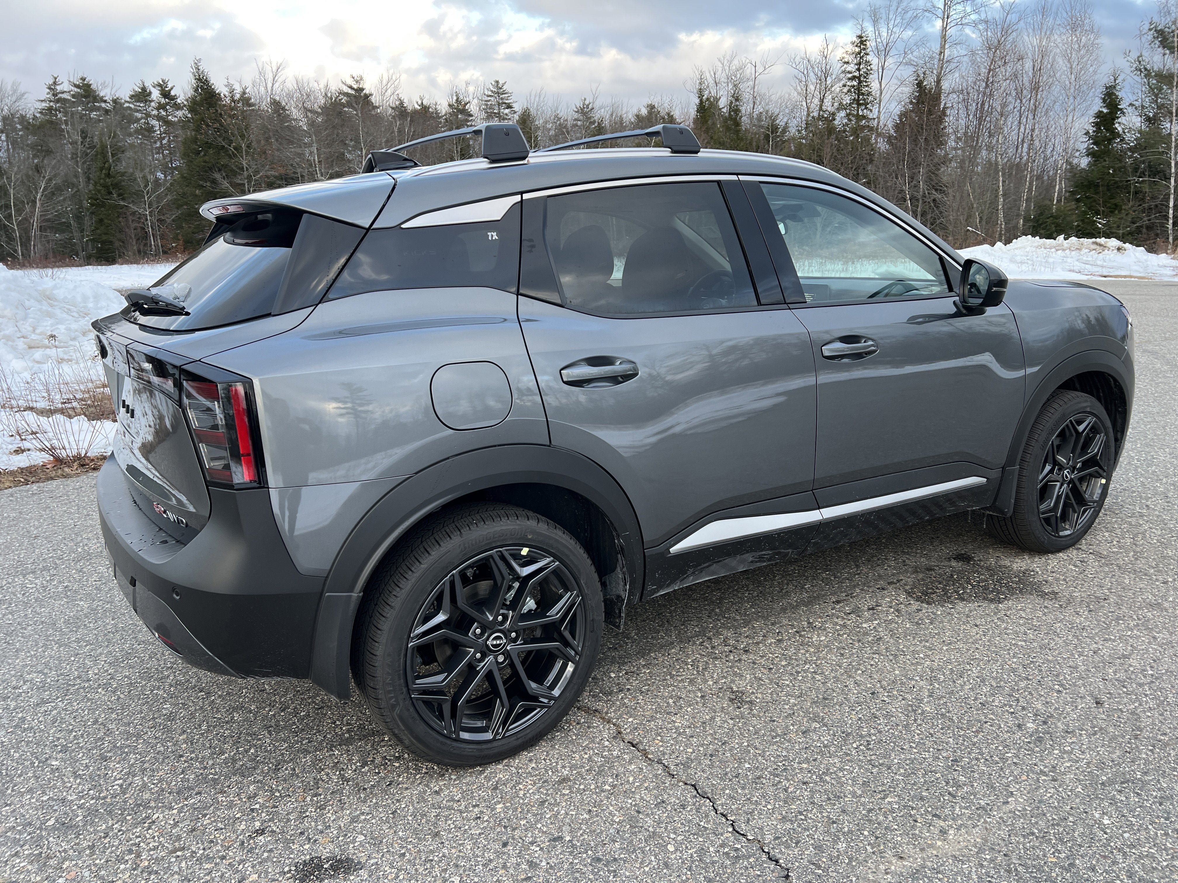 2026 Nissan Kicks SR