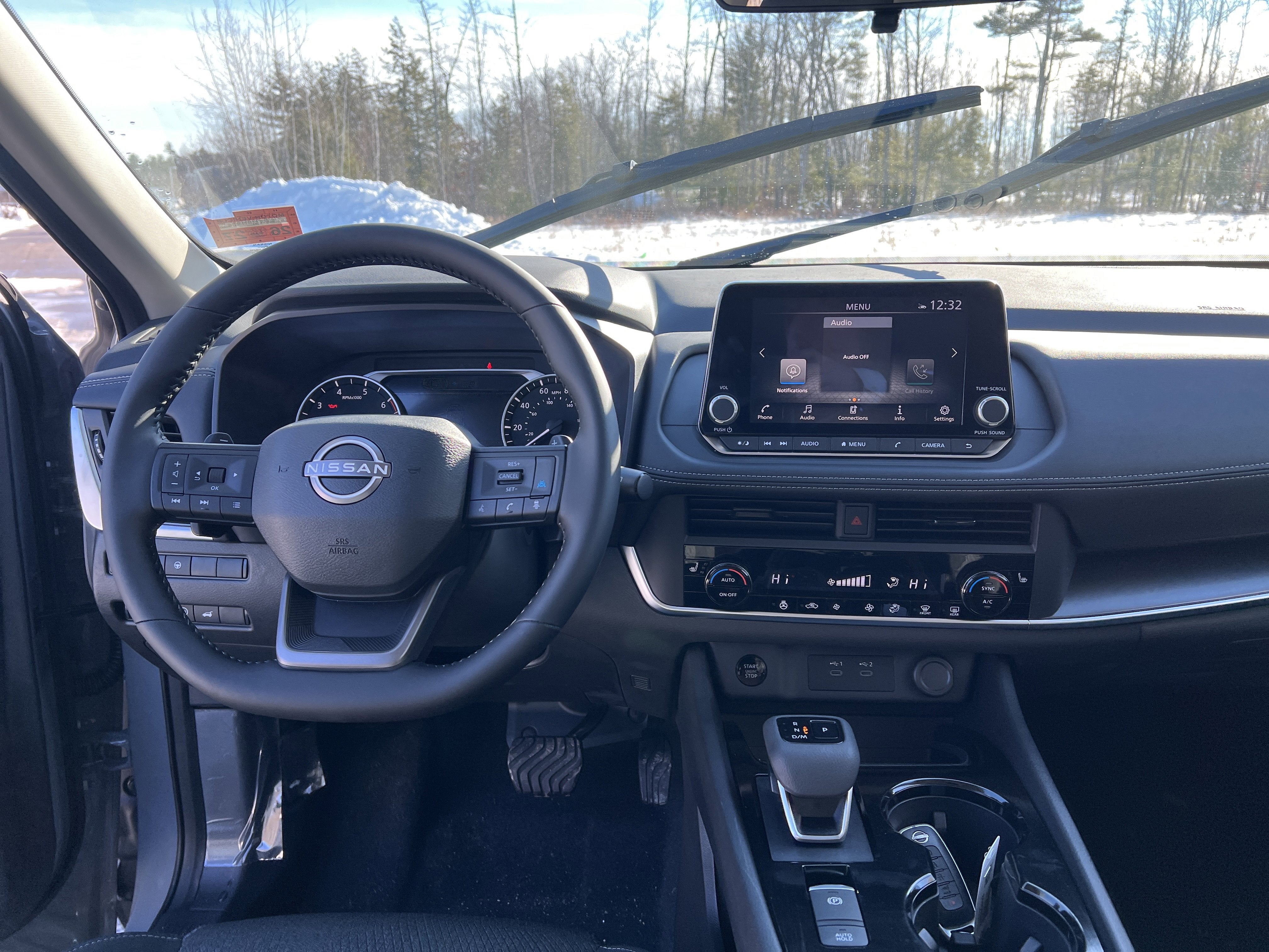 2026 Nissan Rogue SV