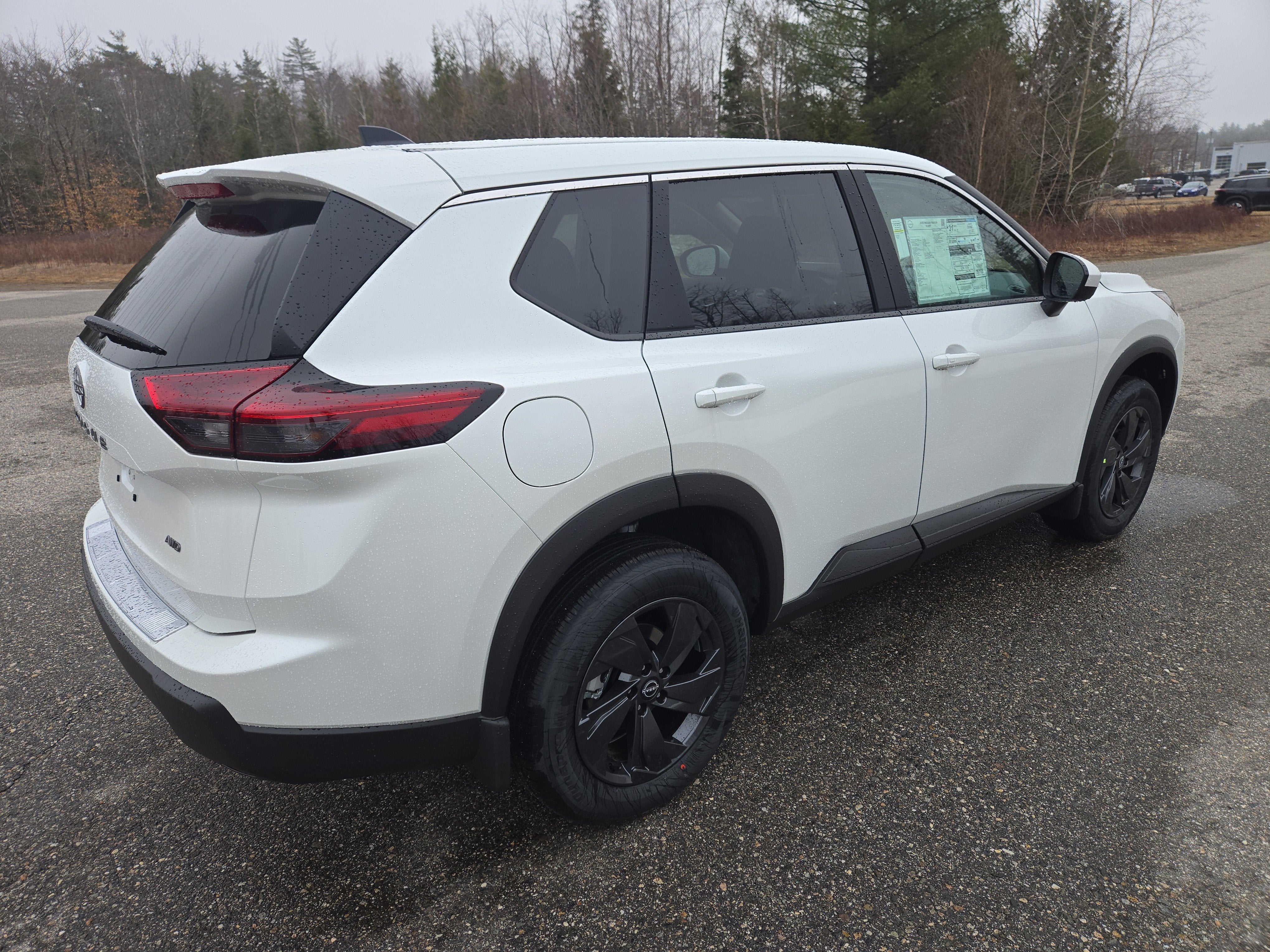 2026 Nissan Rogue SV