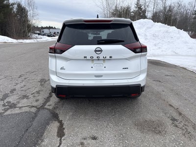 2026 Nissan Rogue Dark Armor