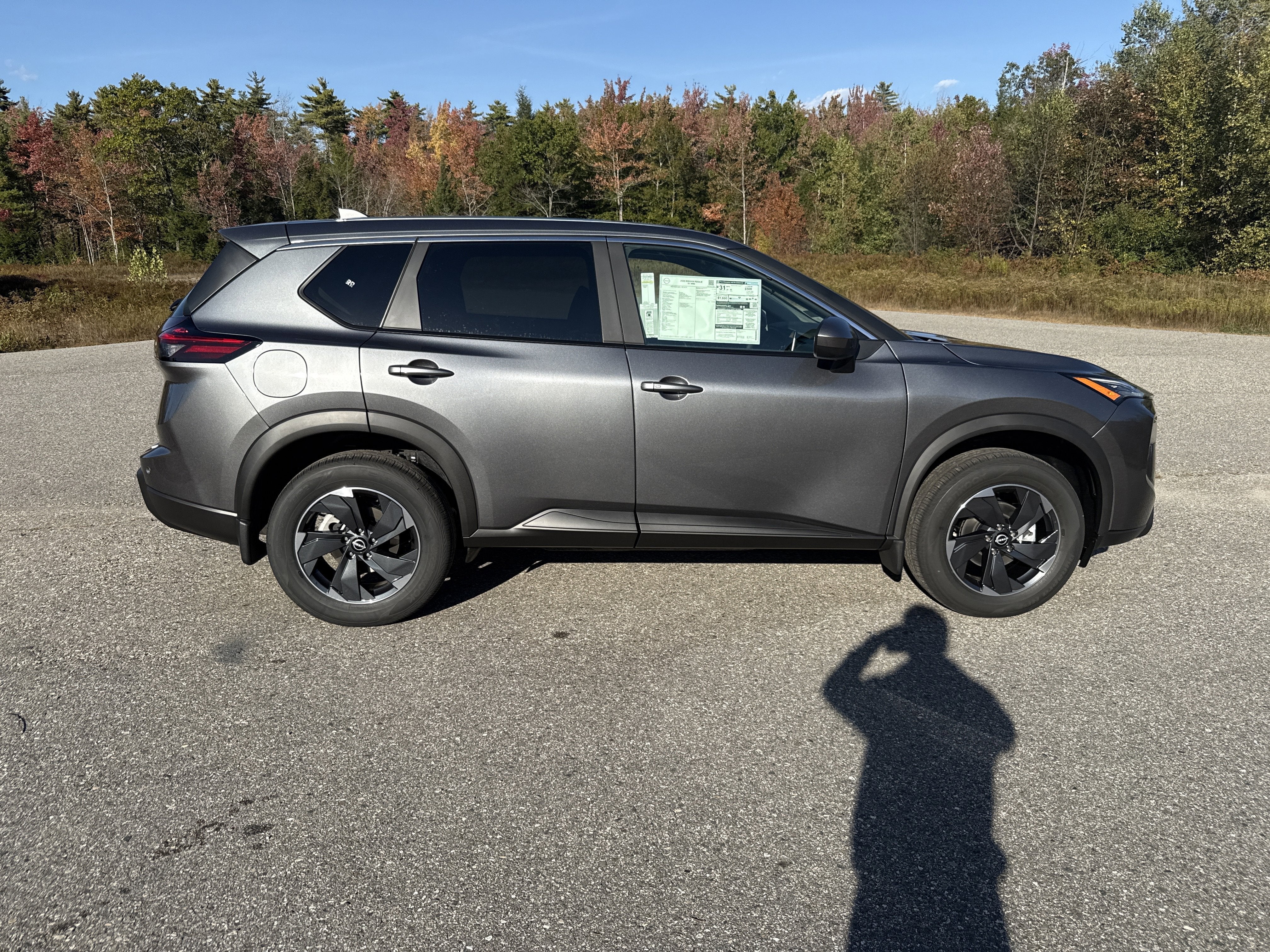 2026 Nissan Rogue SV