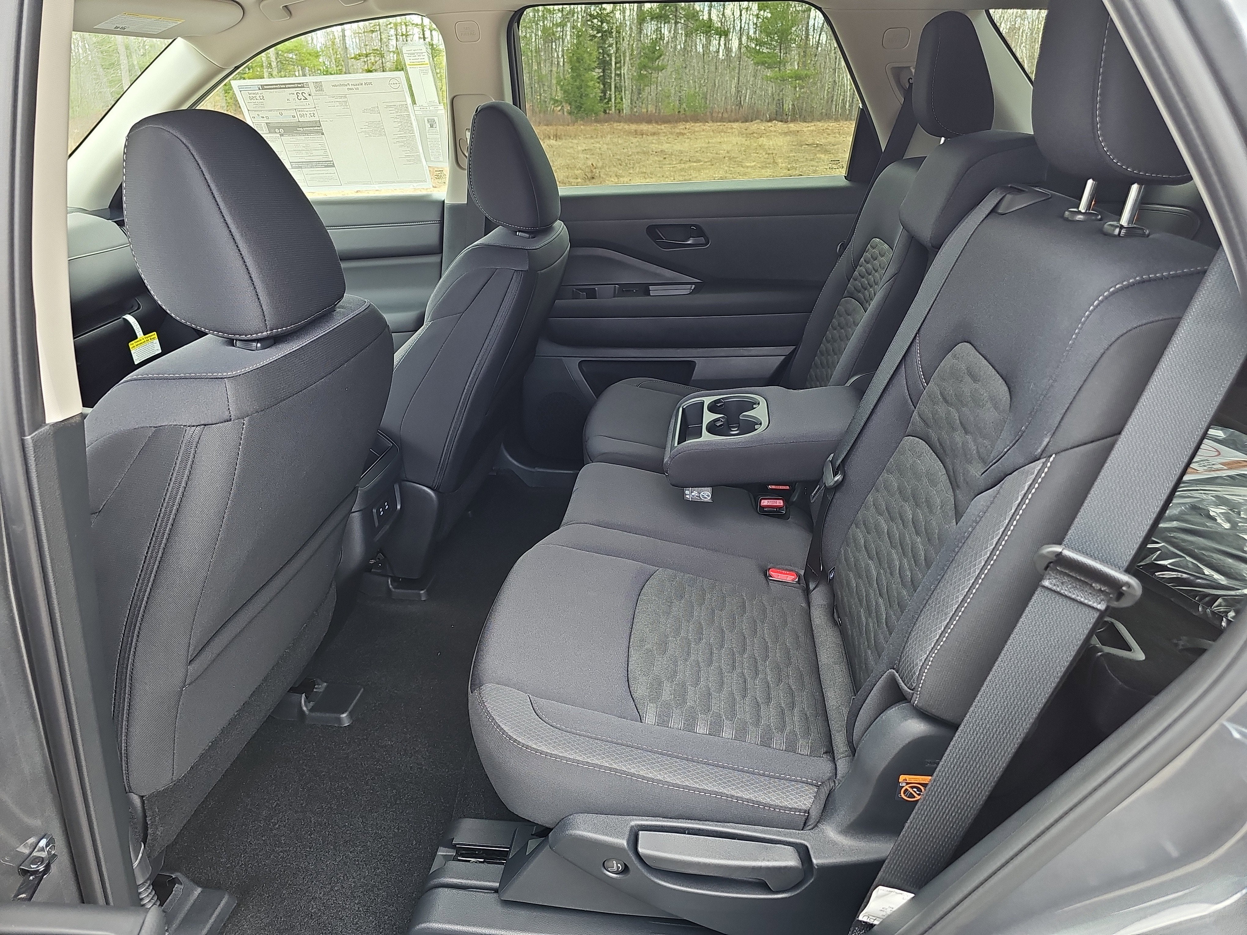 2026 Nissan Pathfinder SV