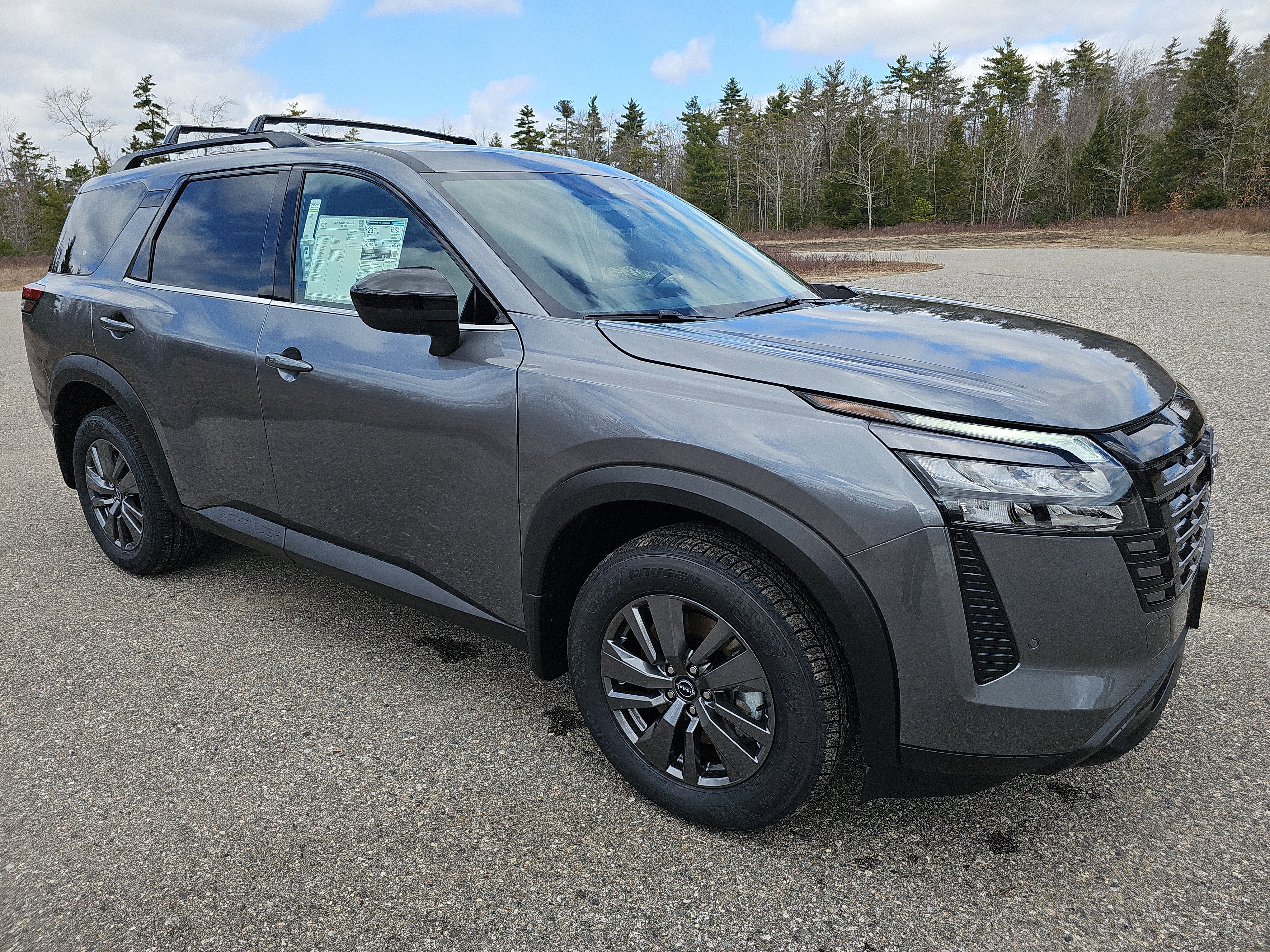 2026 Nissan Pathfinder SV