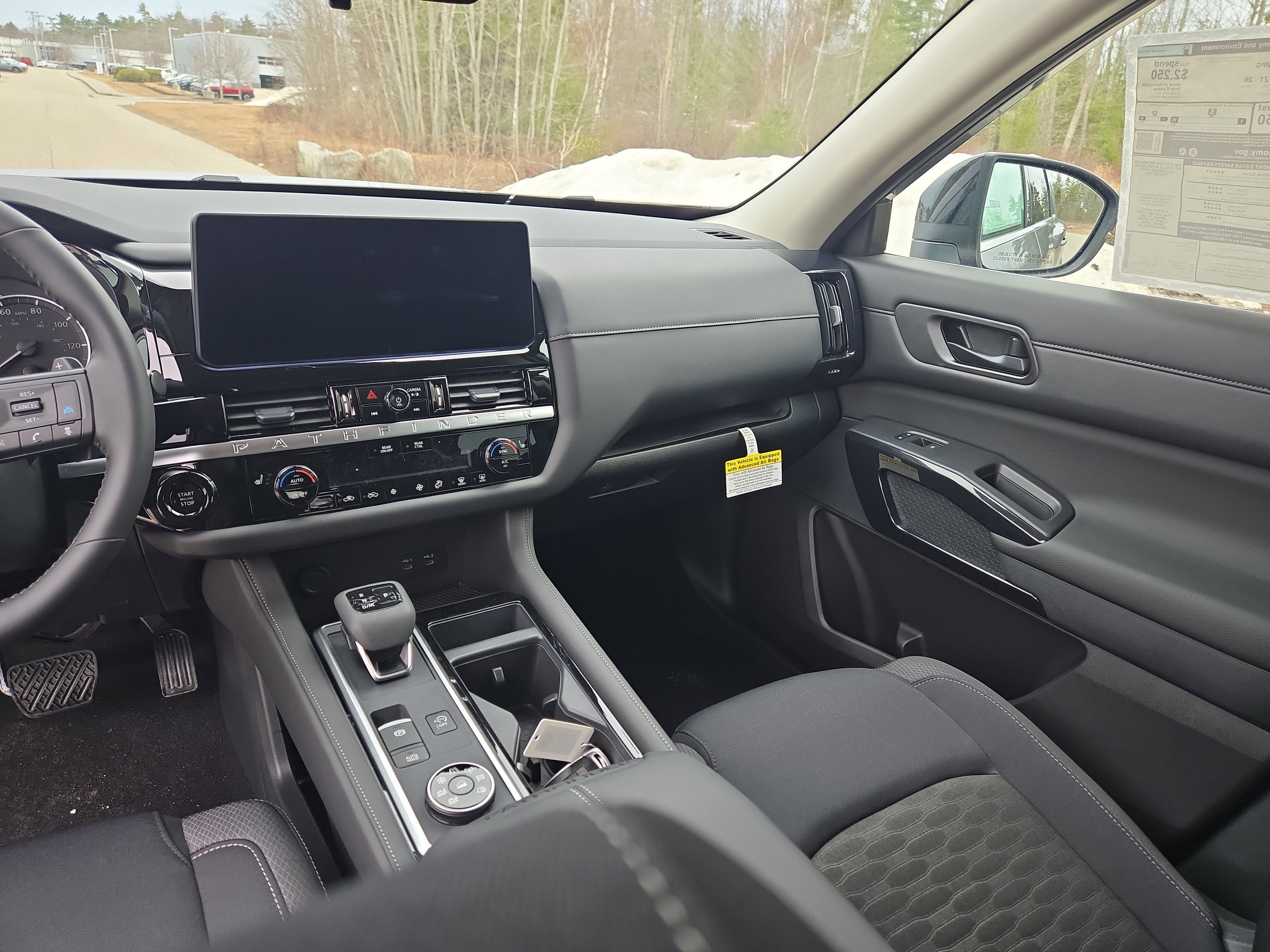 2026 Nissan Pathfinder SV