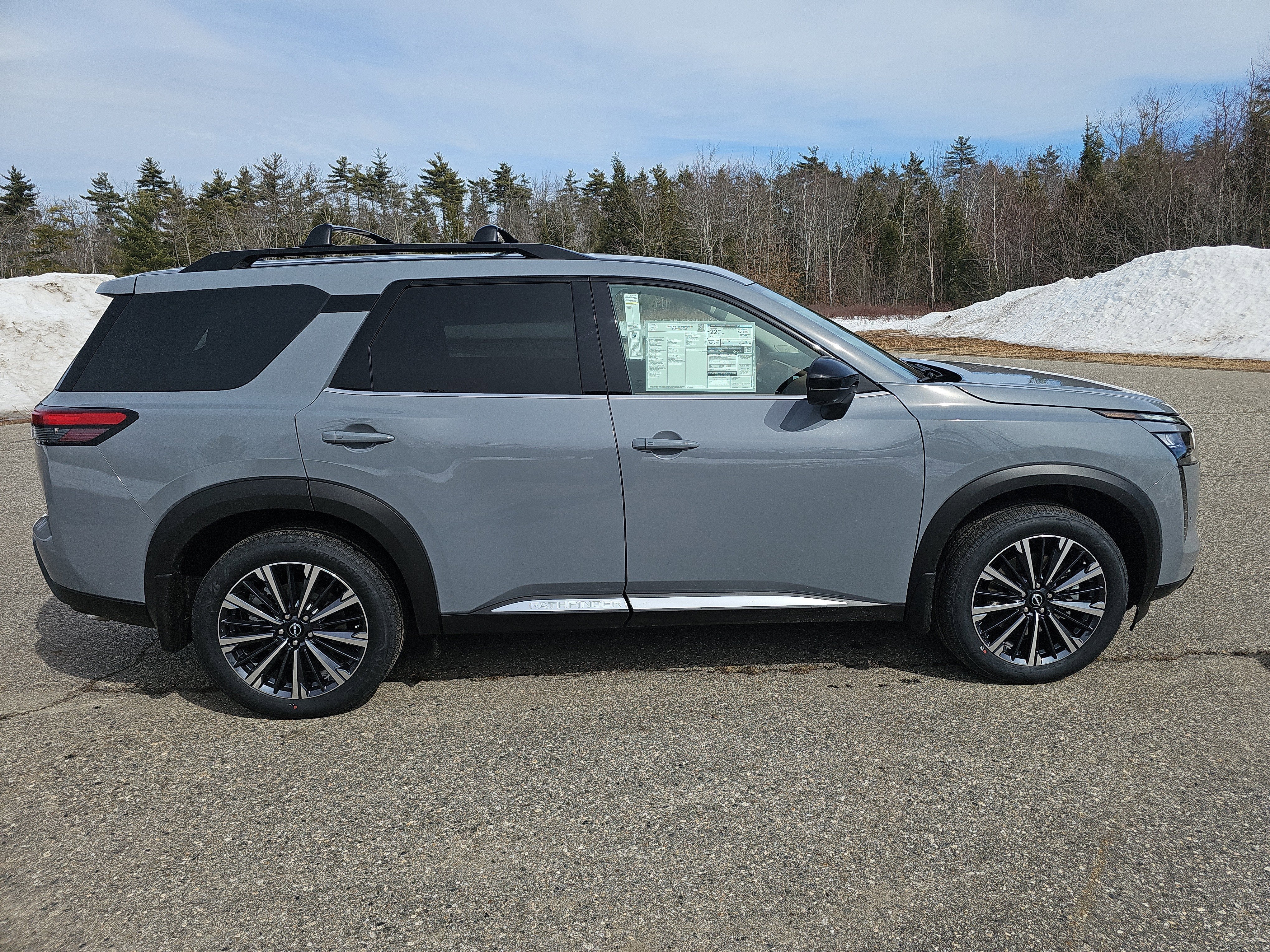 2026 Nissan Pathfinder Platinum