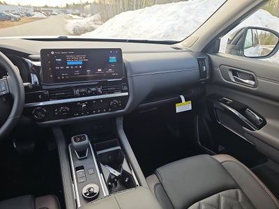 2026 Nissan Pathfinder Platinum