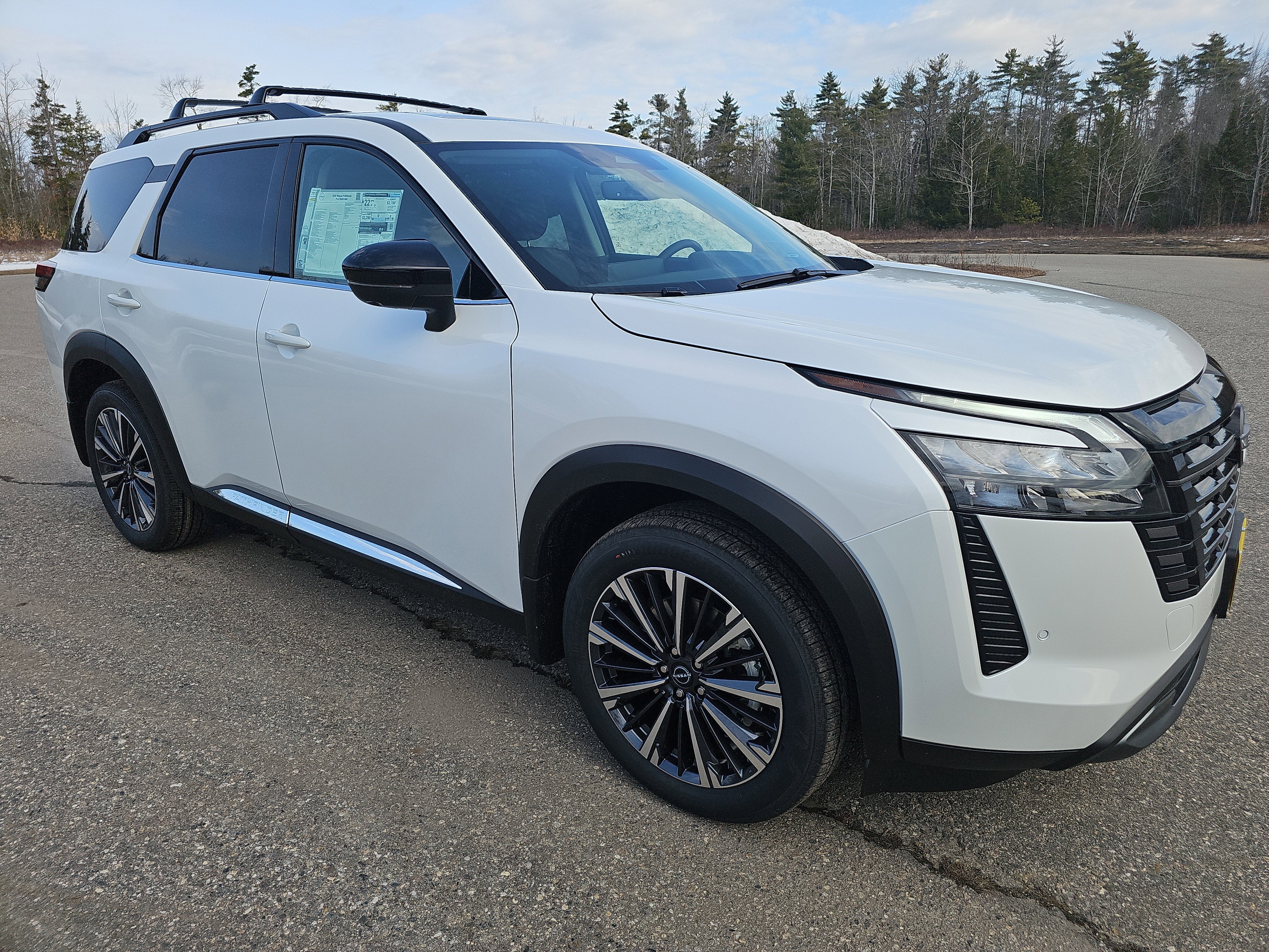 2026 Nissan Pathfinder Platinum