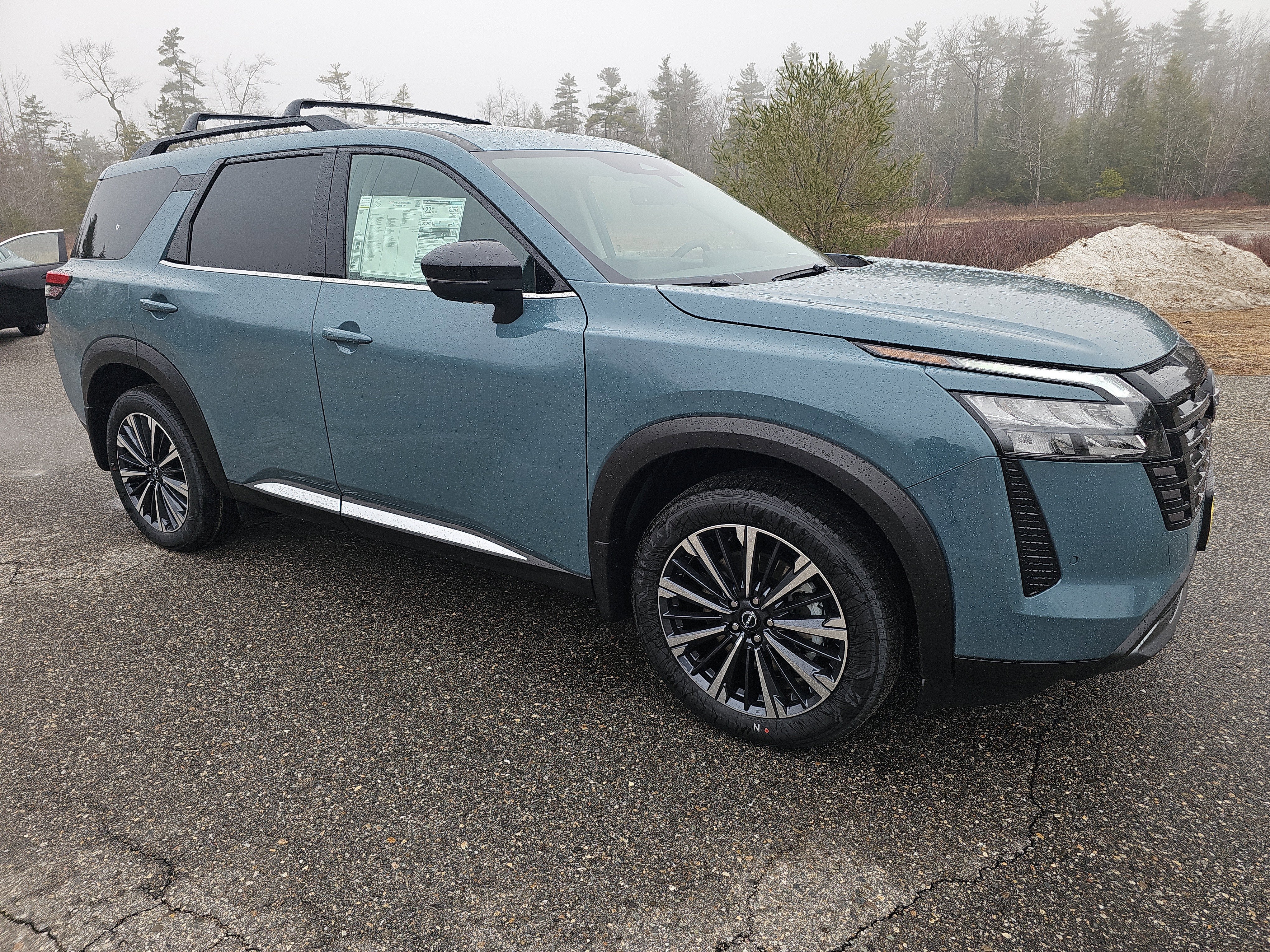 2026 Nissan Pathfinder Platinum