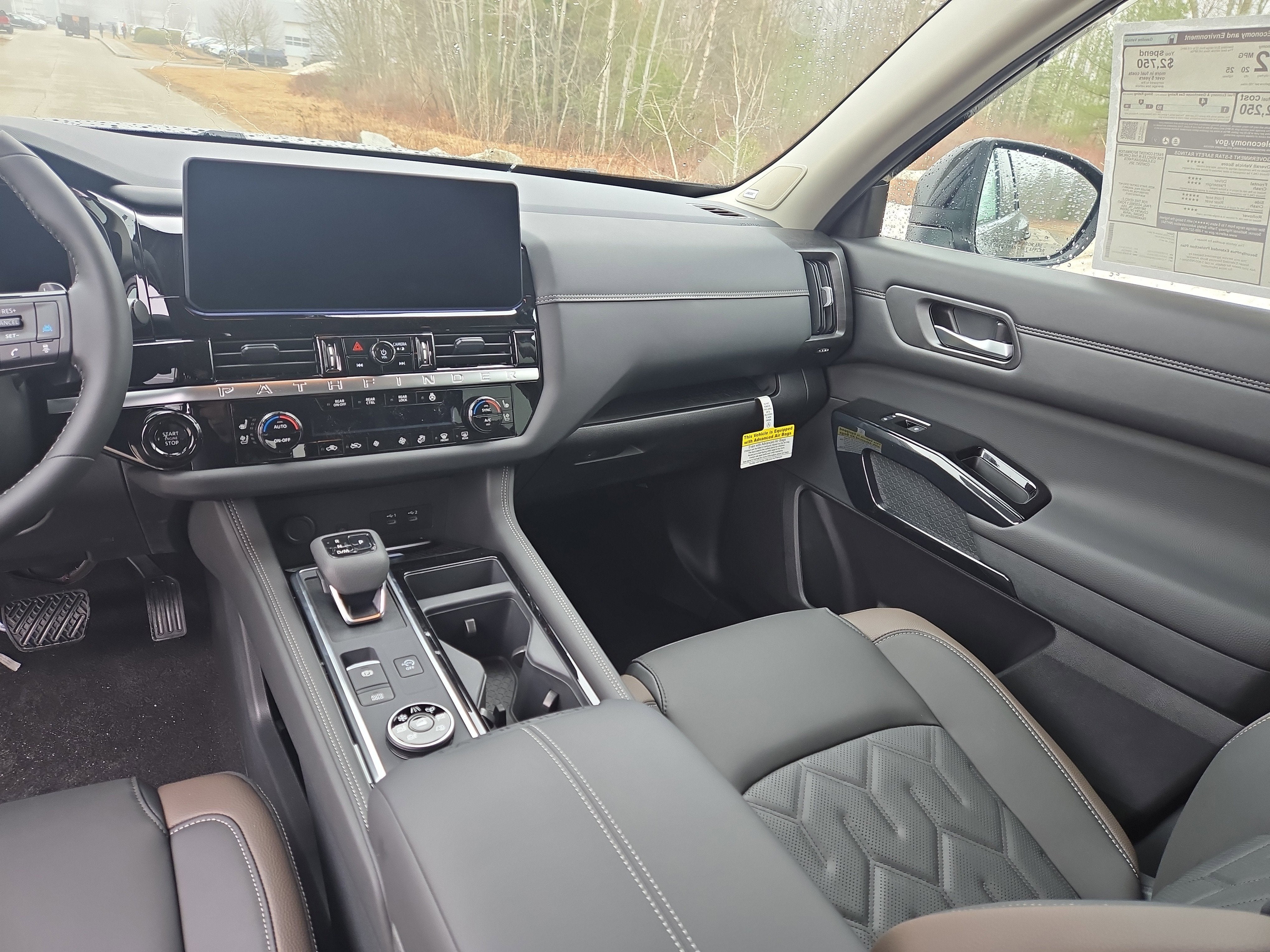 2026 Nissan Pathfinder Platinum