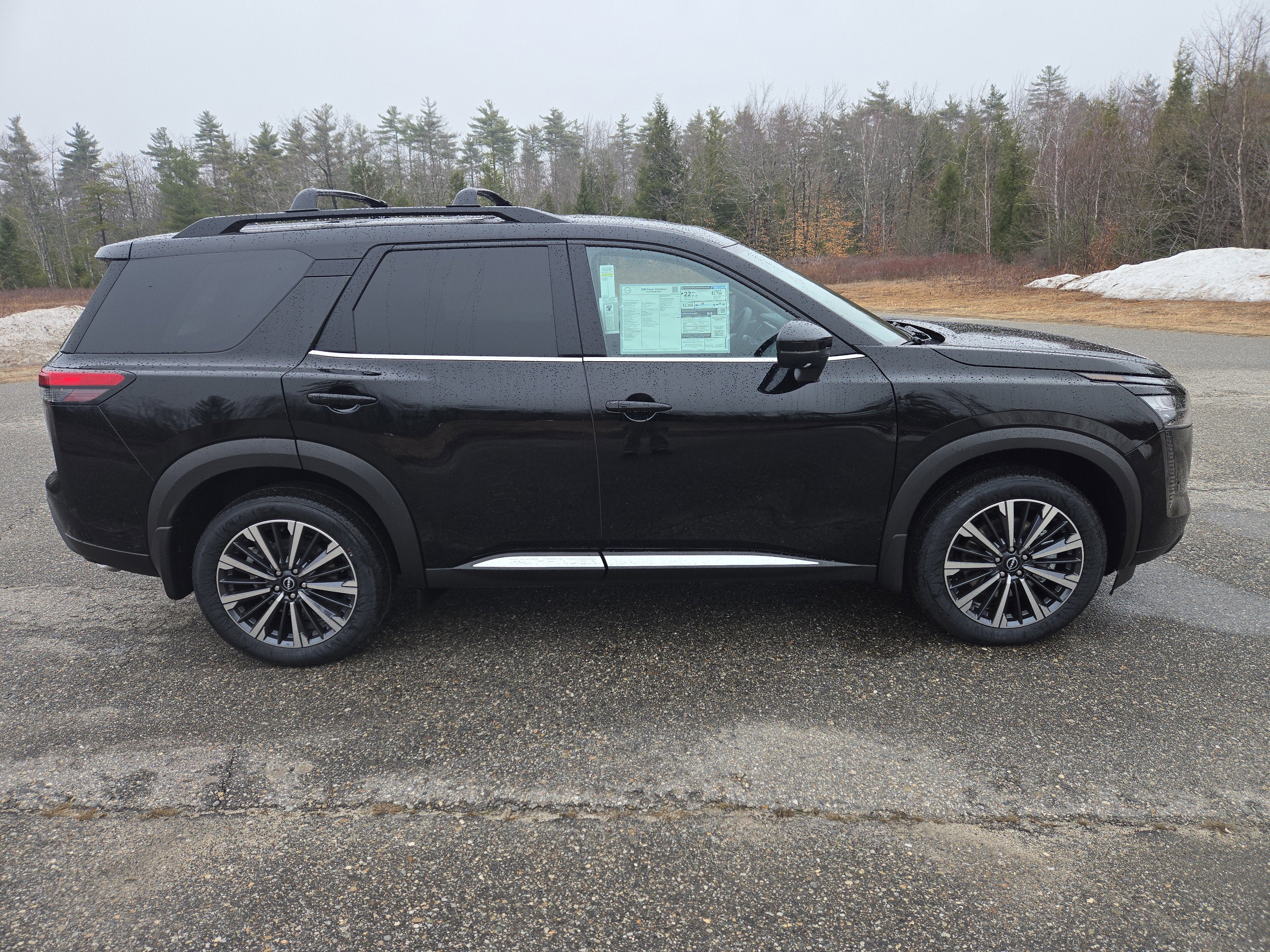 2026 Nissan Pathfinder Platinum