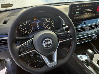 2025 Nissan Altima SR