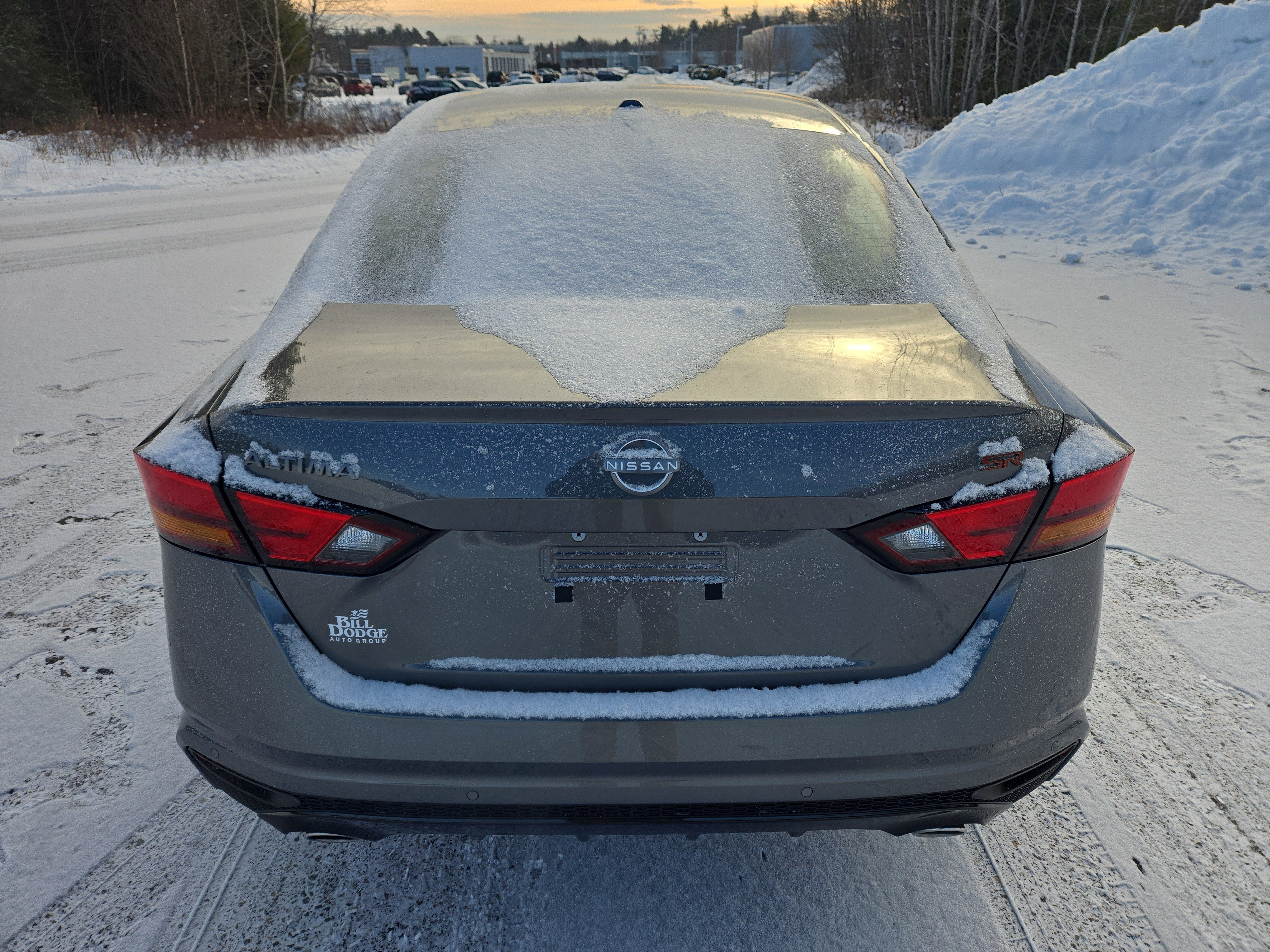 2025 Nissan Altima SR