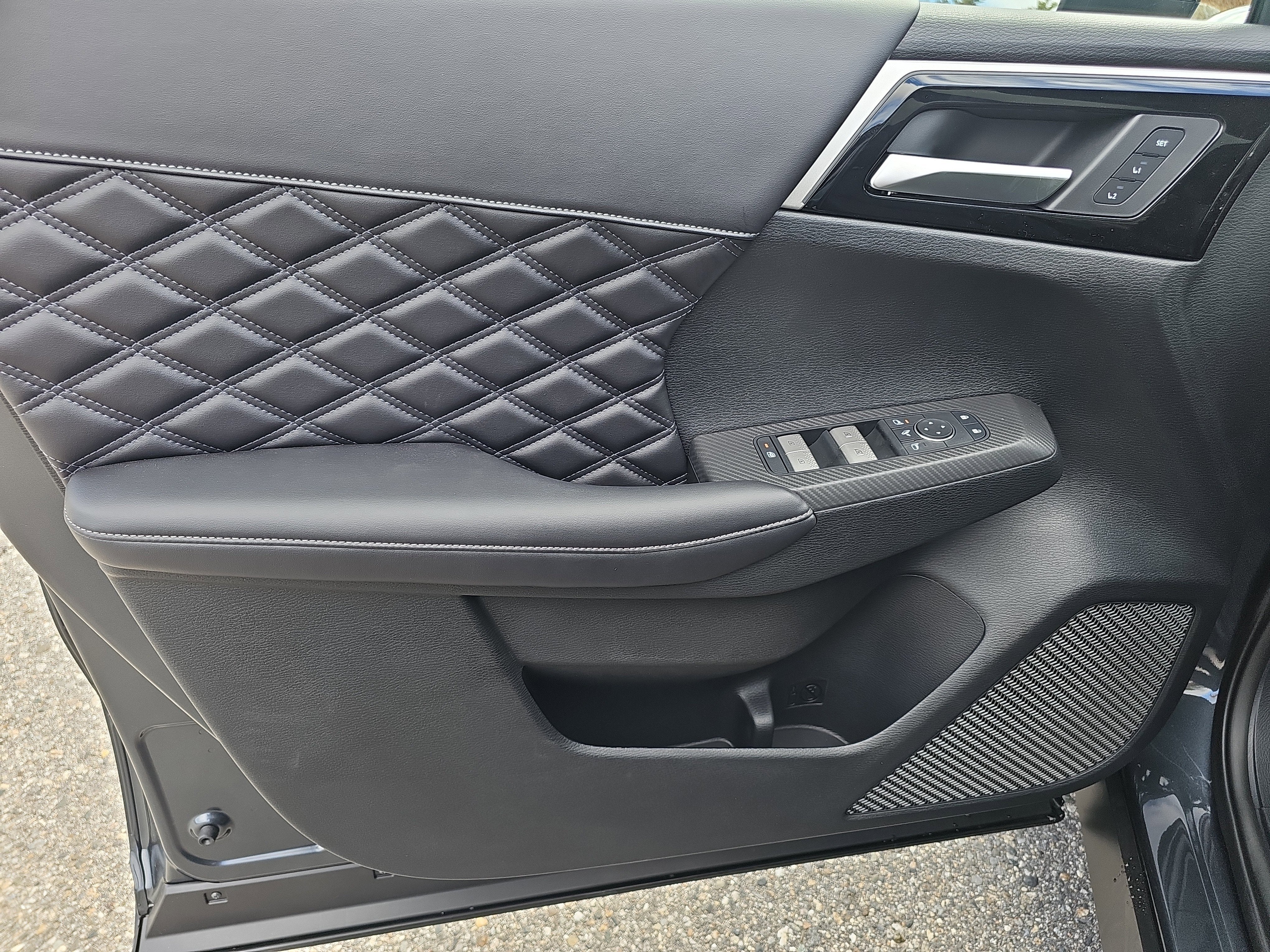 2026 Nissan Rogue Plug-In Hybrid Platinum
