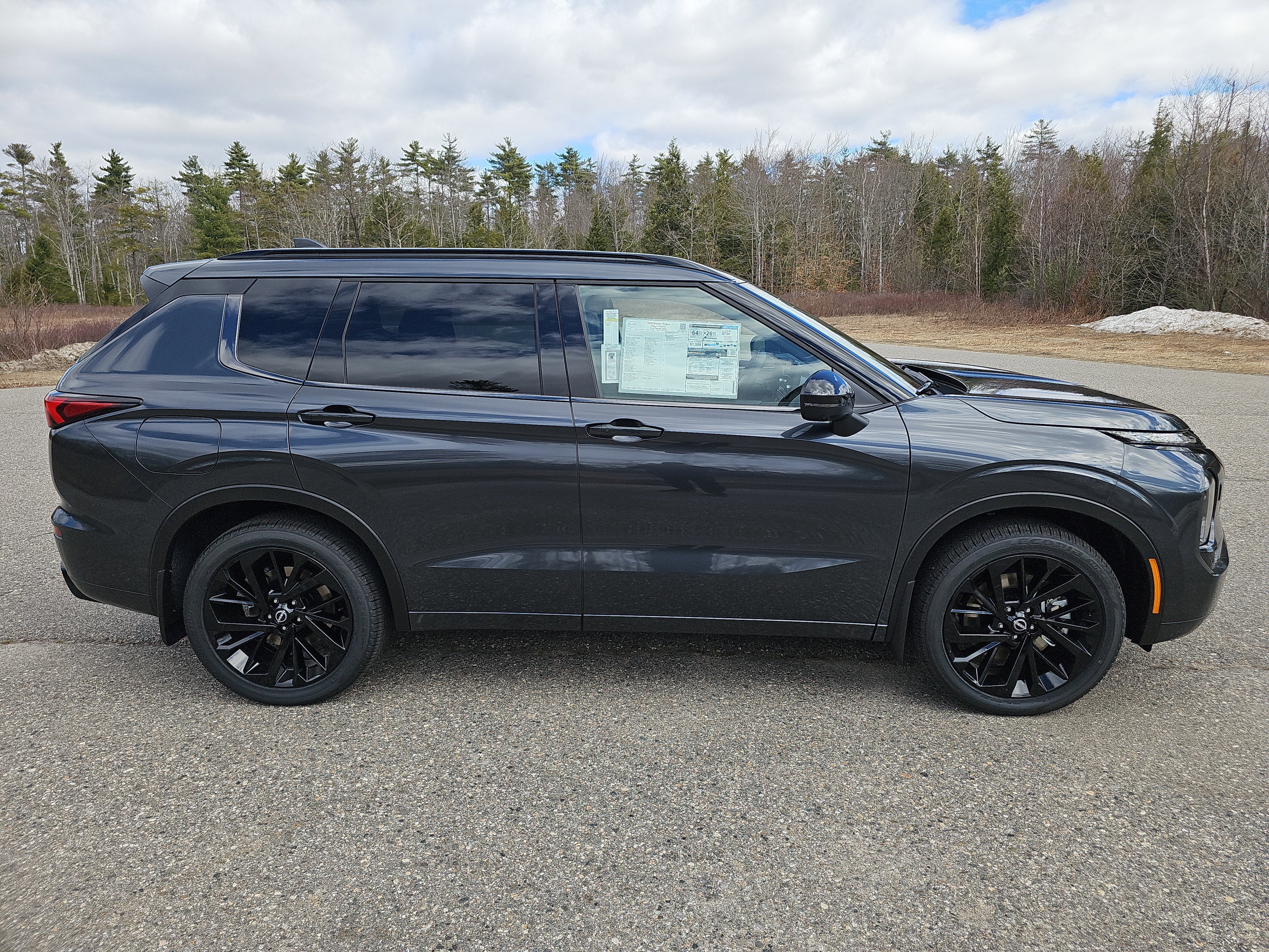 2026 Nissan Rogue Plug-In Hybrid Platinum
