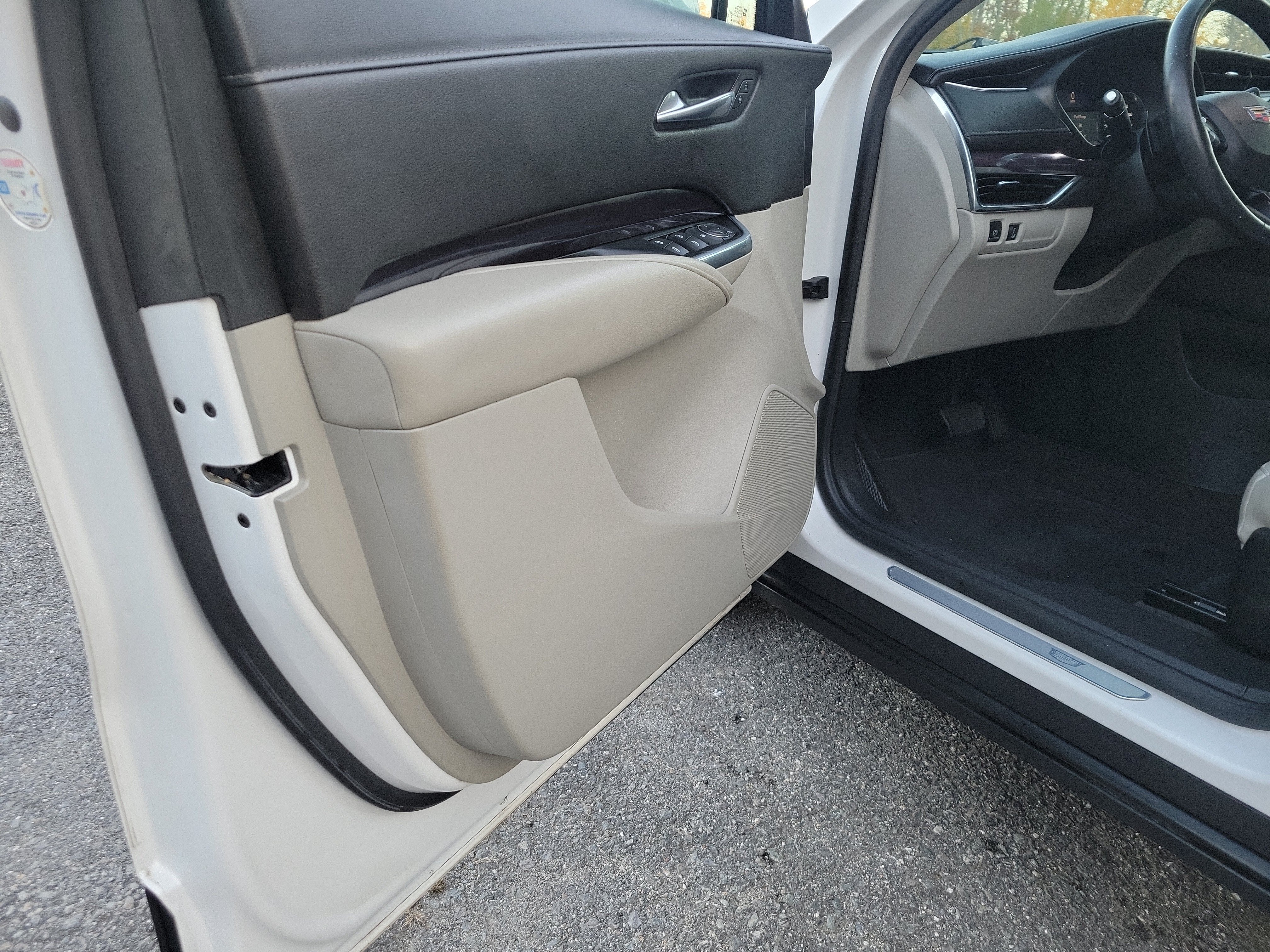 2020 Cadillac XT4 FWD Luxury