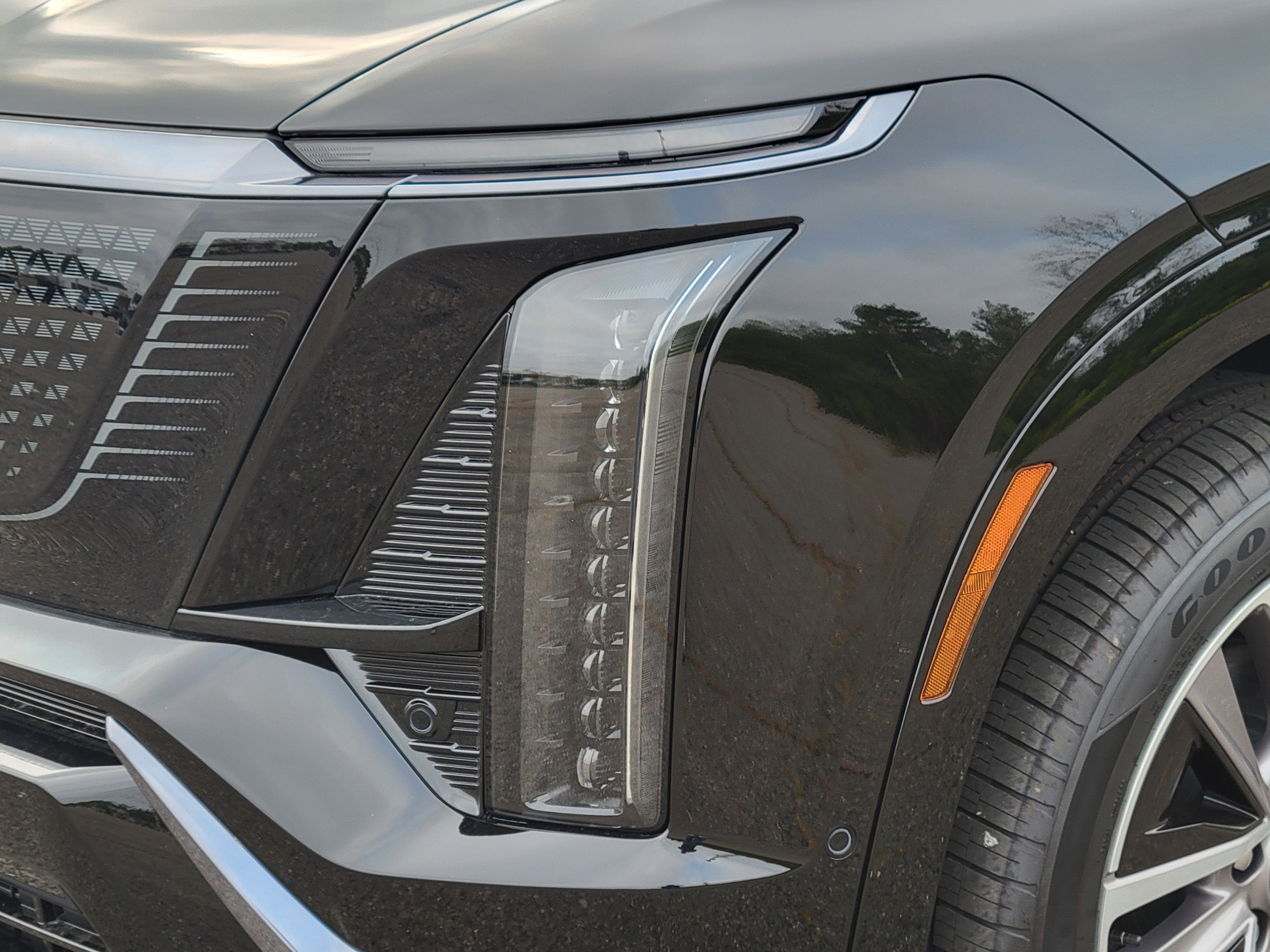 2026 Cadillac VISTIQ Sport