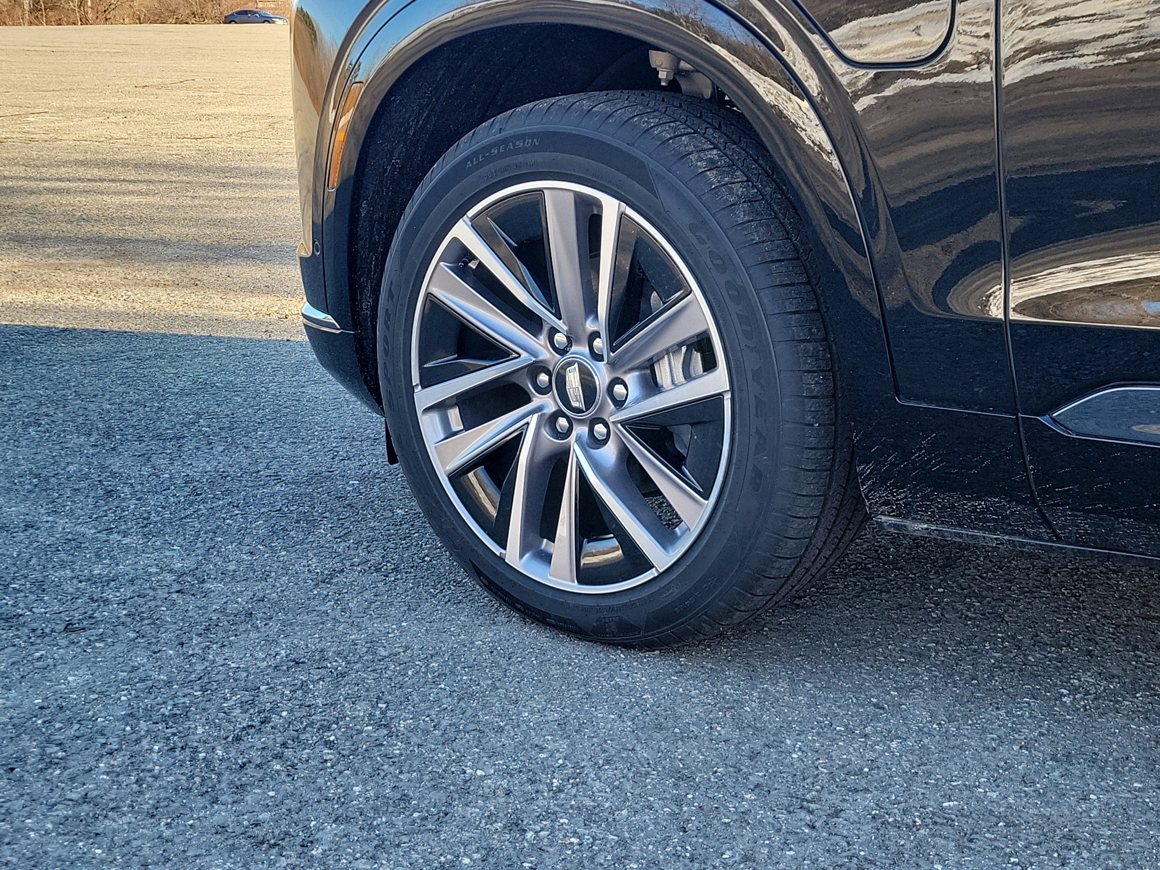 2026 Cadillac VISTIQ Sport