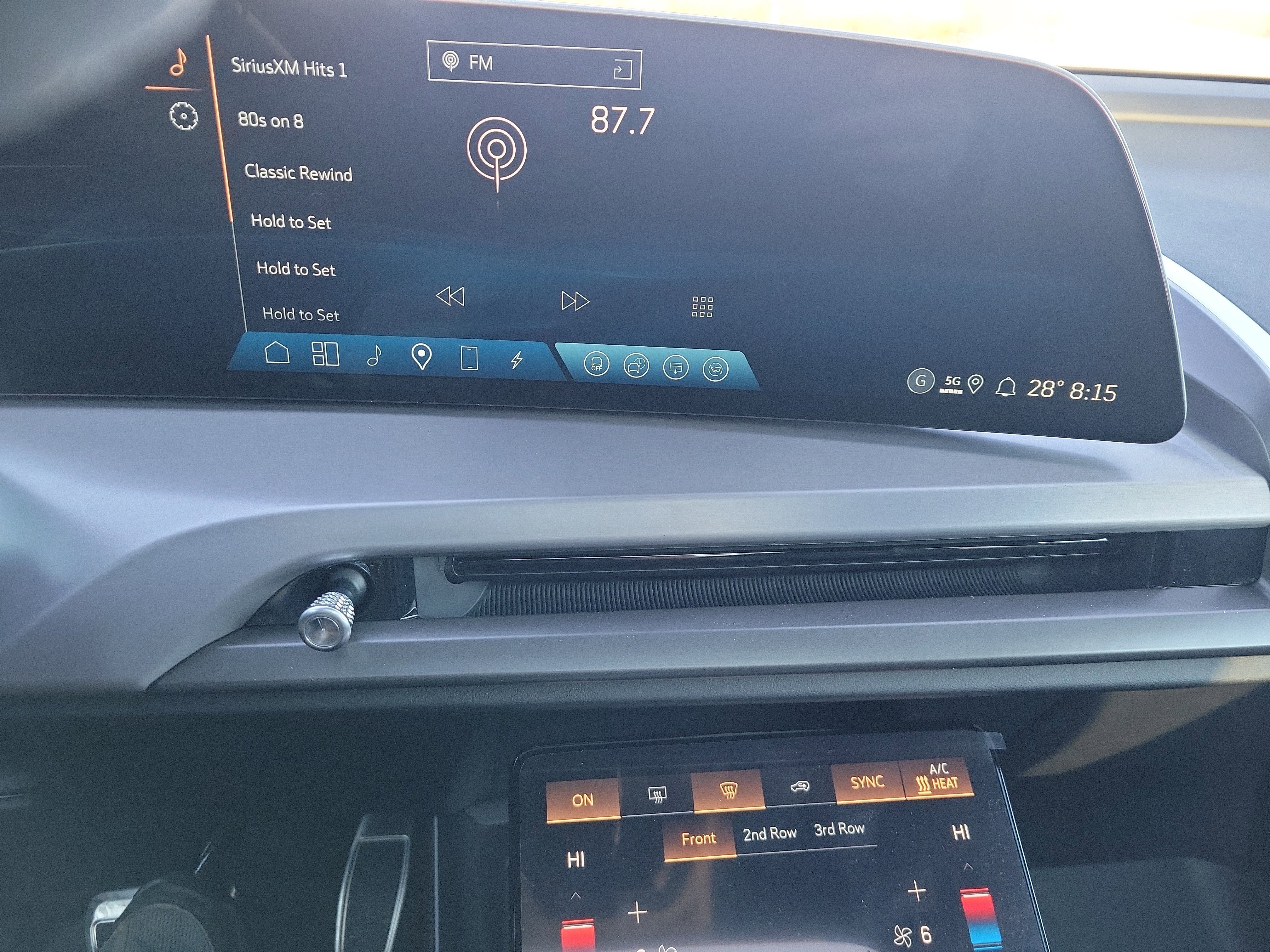 2026 Cadillac VISTIQ Sport