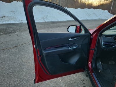 2023 Cadillac XT4 Luxury