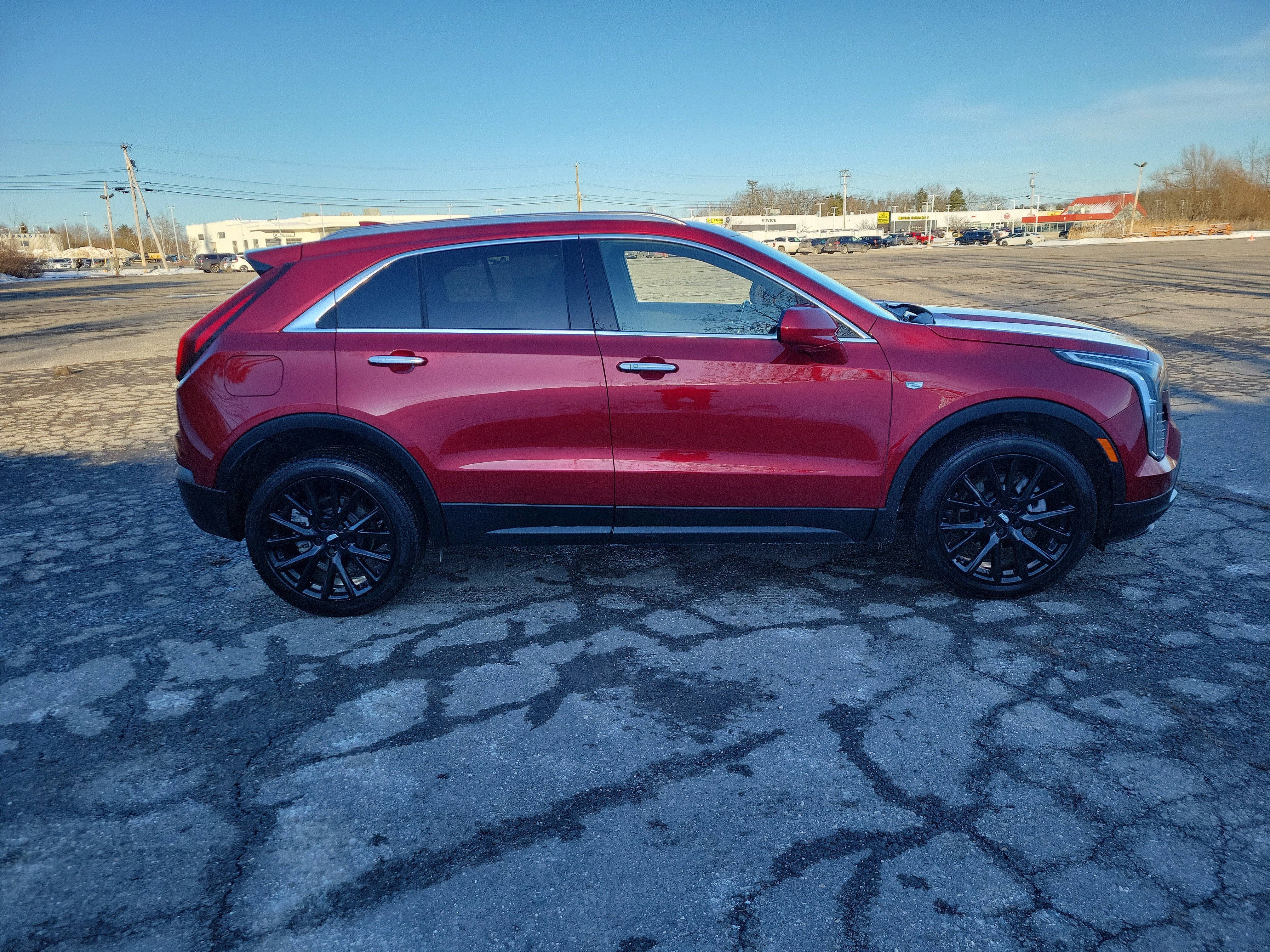 2023 Cadillac XT4 Luxury