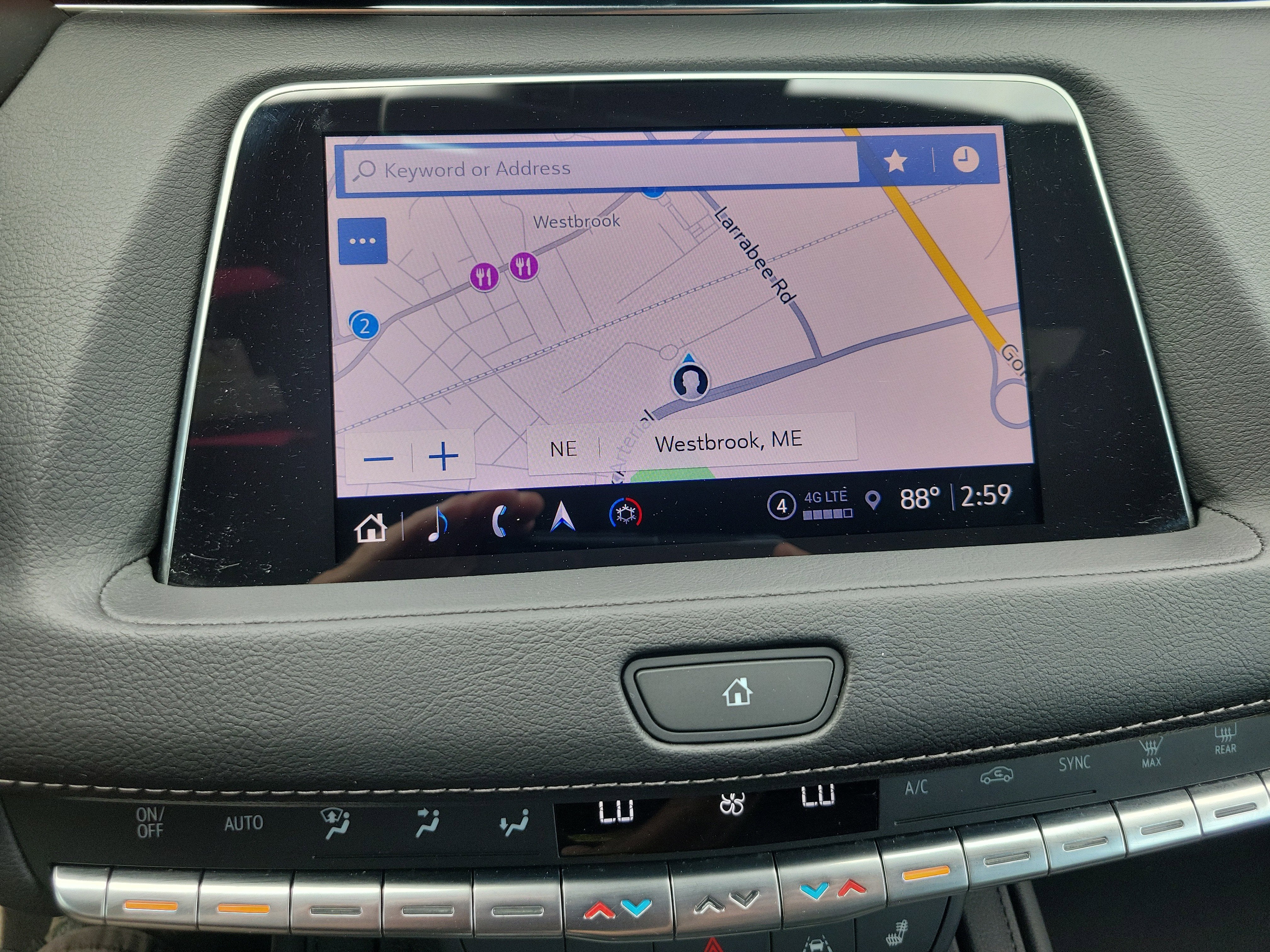 2022 Cadillac XT4 Luxury