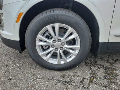 2026 Cadillac XT5 Luxury