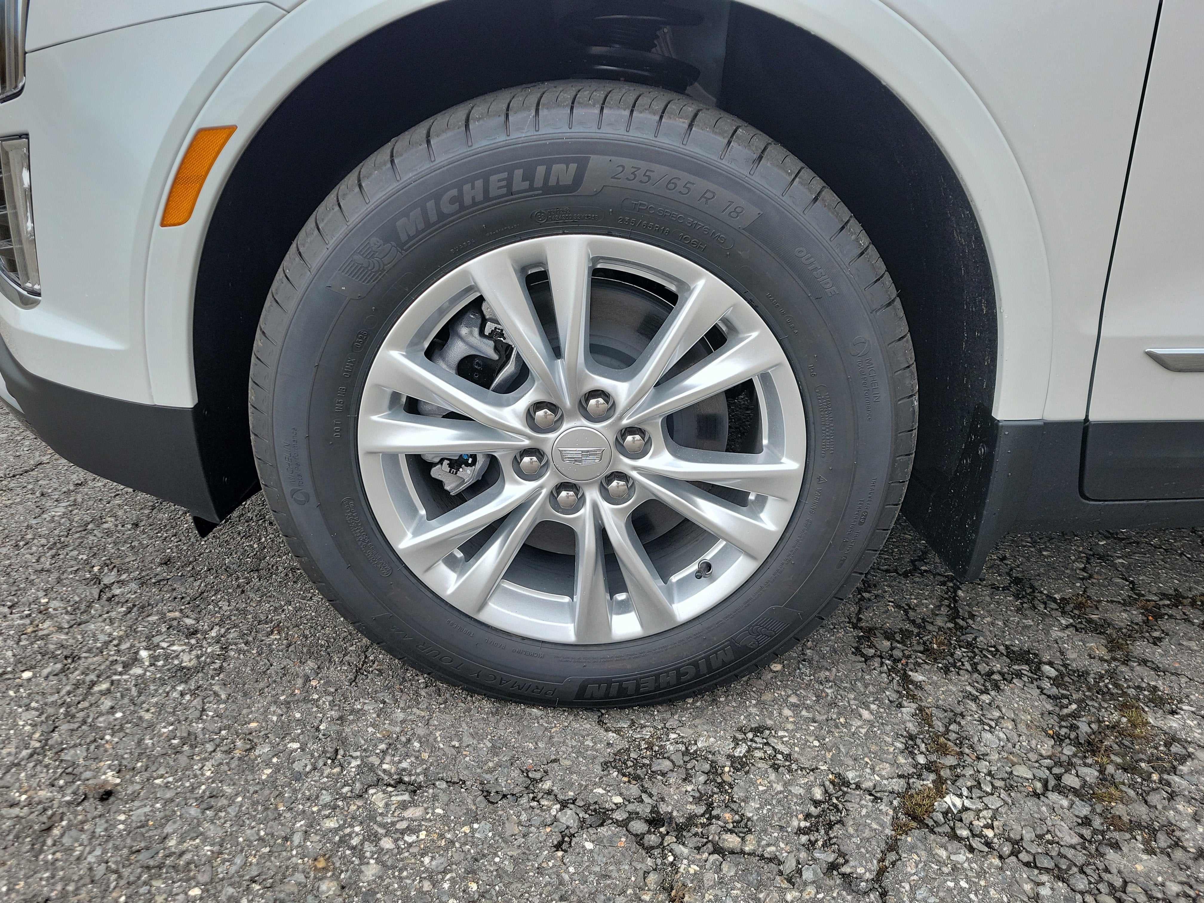 2026 Cadillac XT5 Luxury