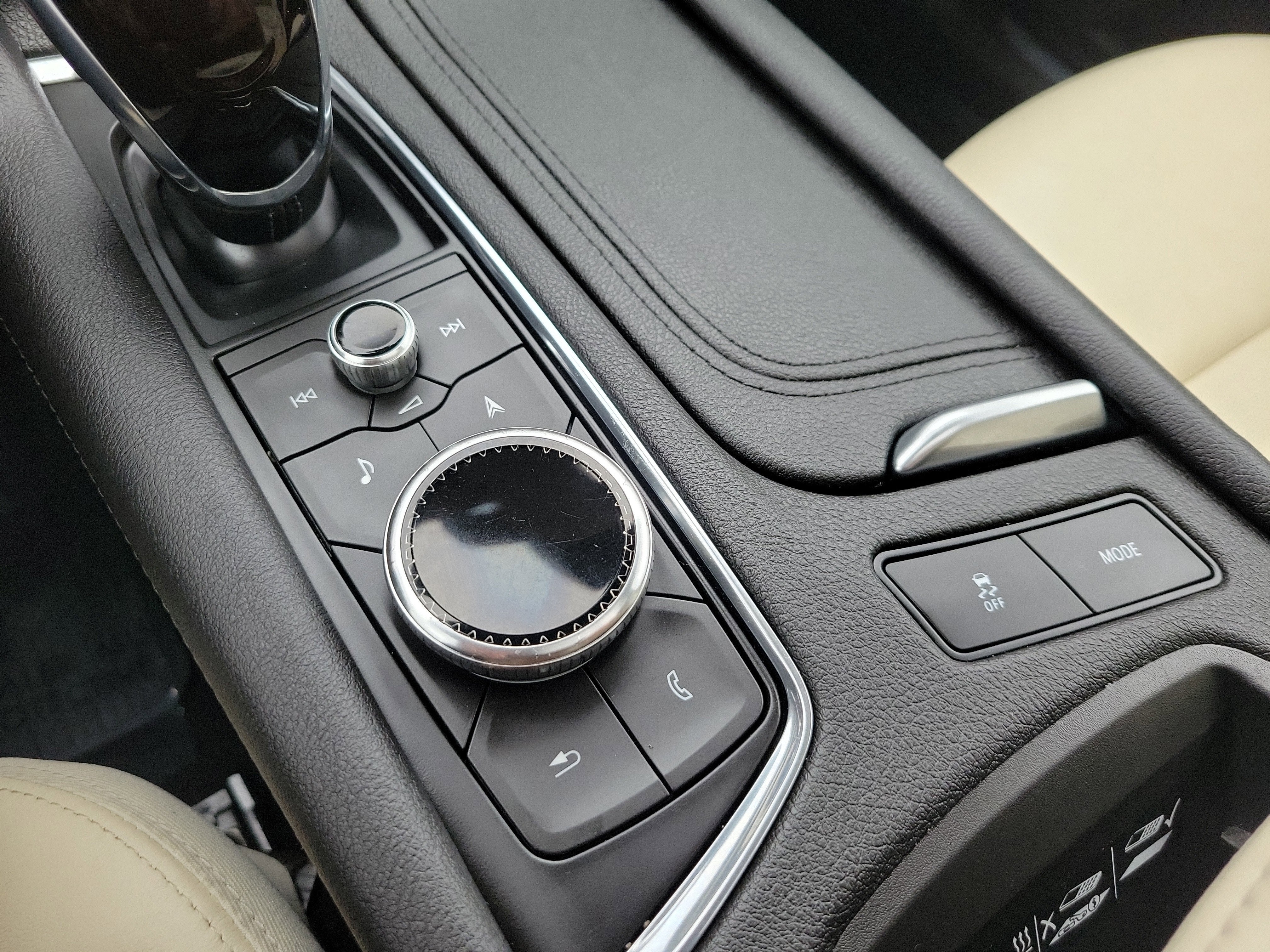 2021 Cadillac XT5 AWD Sport