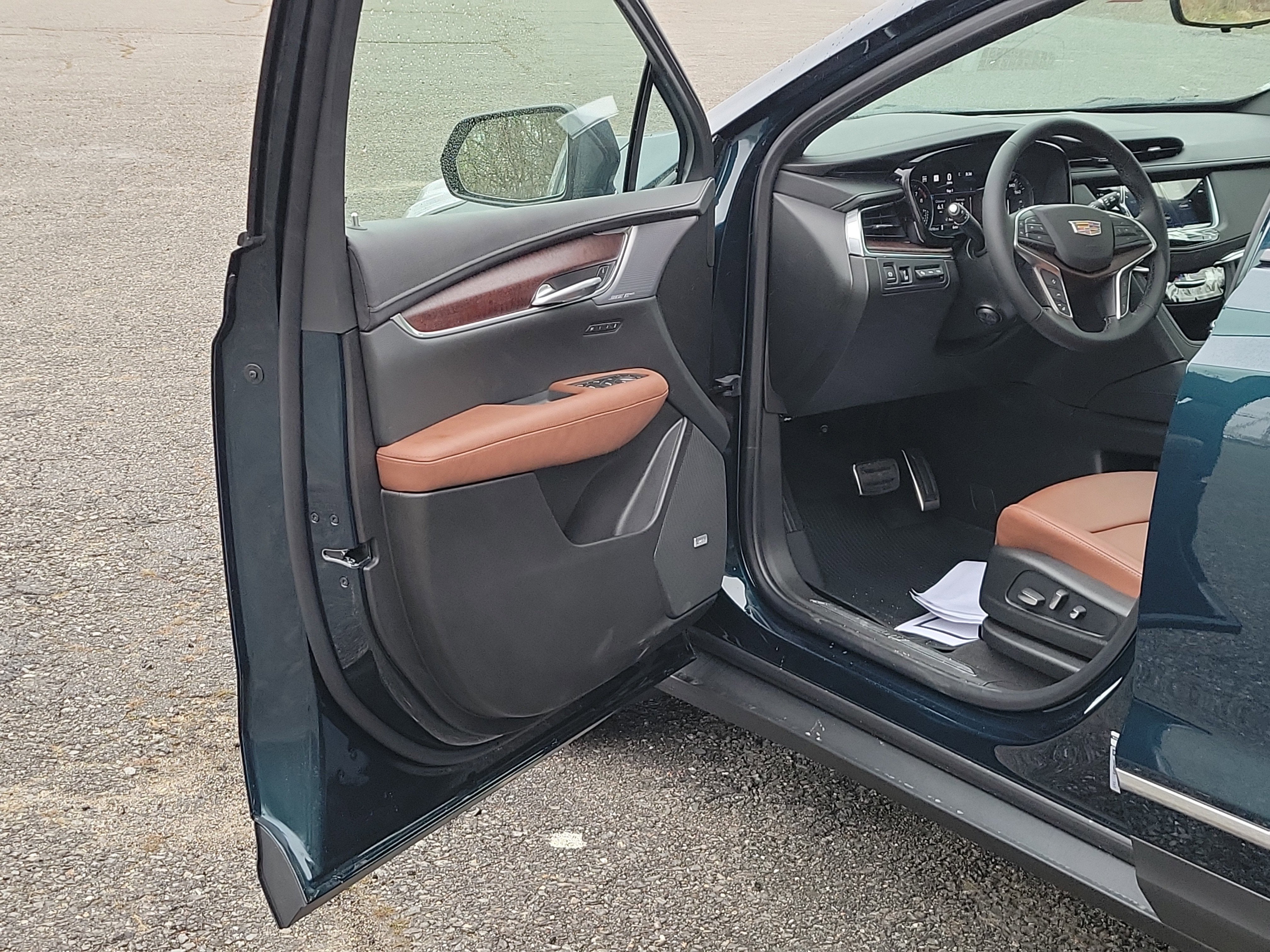 2026 Cadillac XT5 Sport