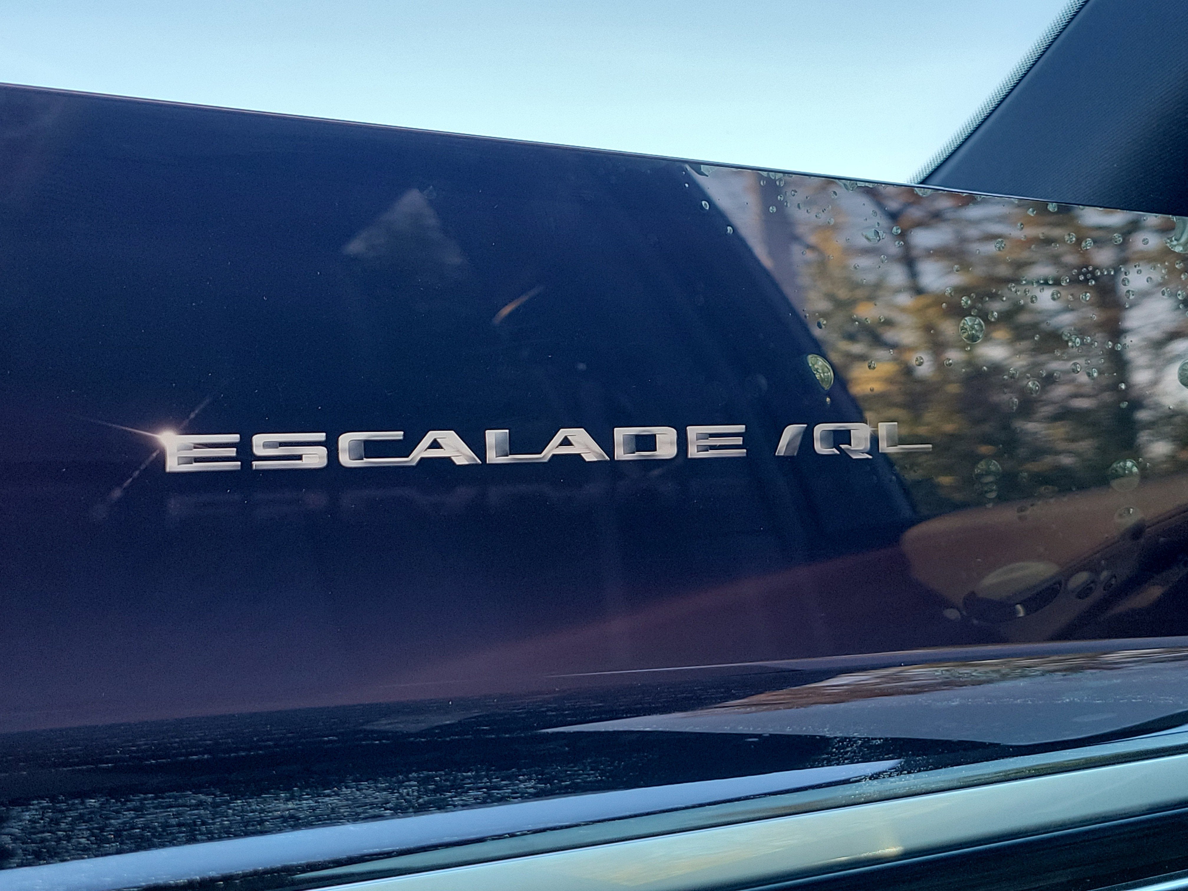 2026 Cadillac ESCALADE IQL Sport