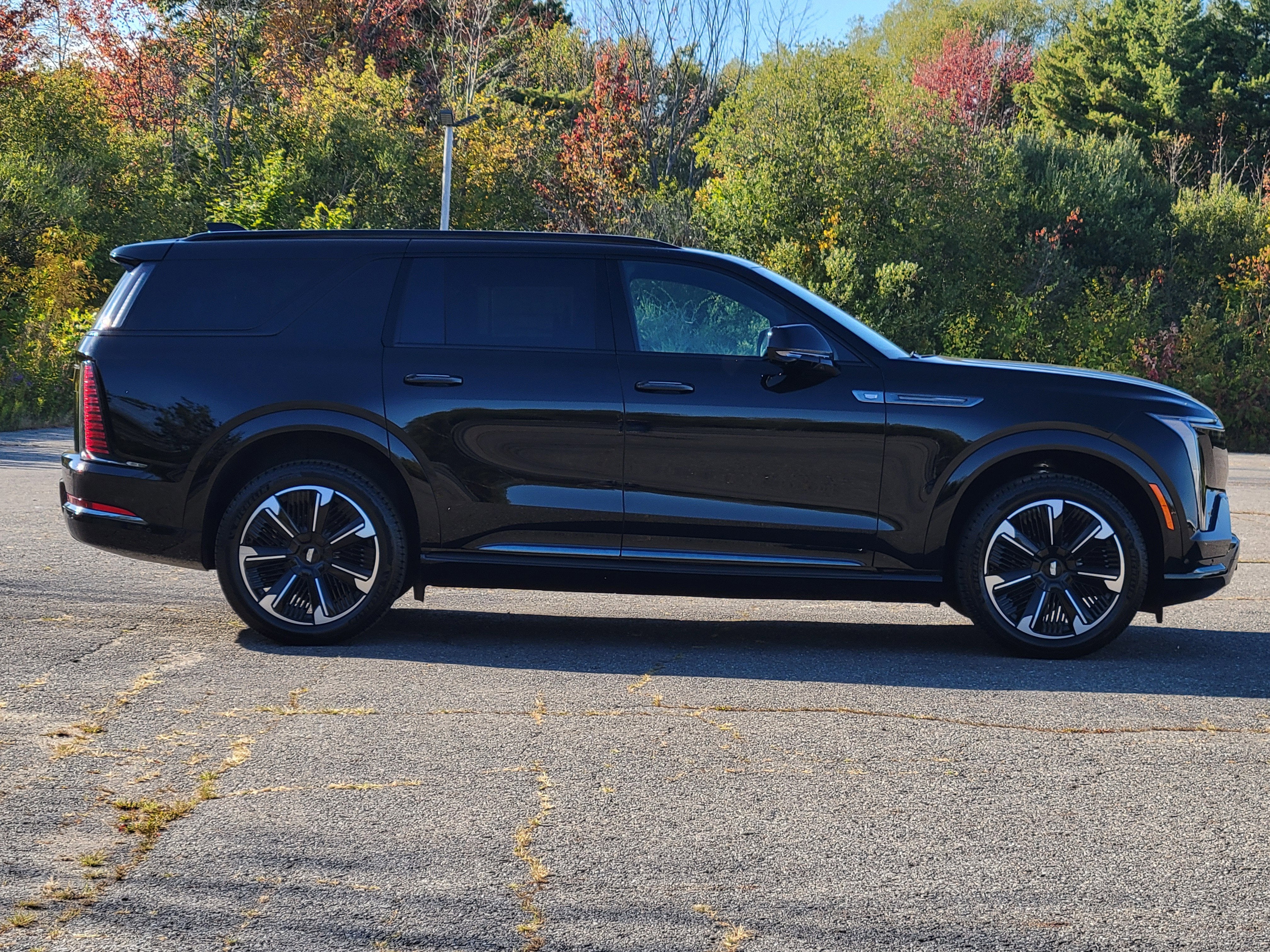 2026 Cadillac ESCALADE IQL Sport