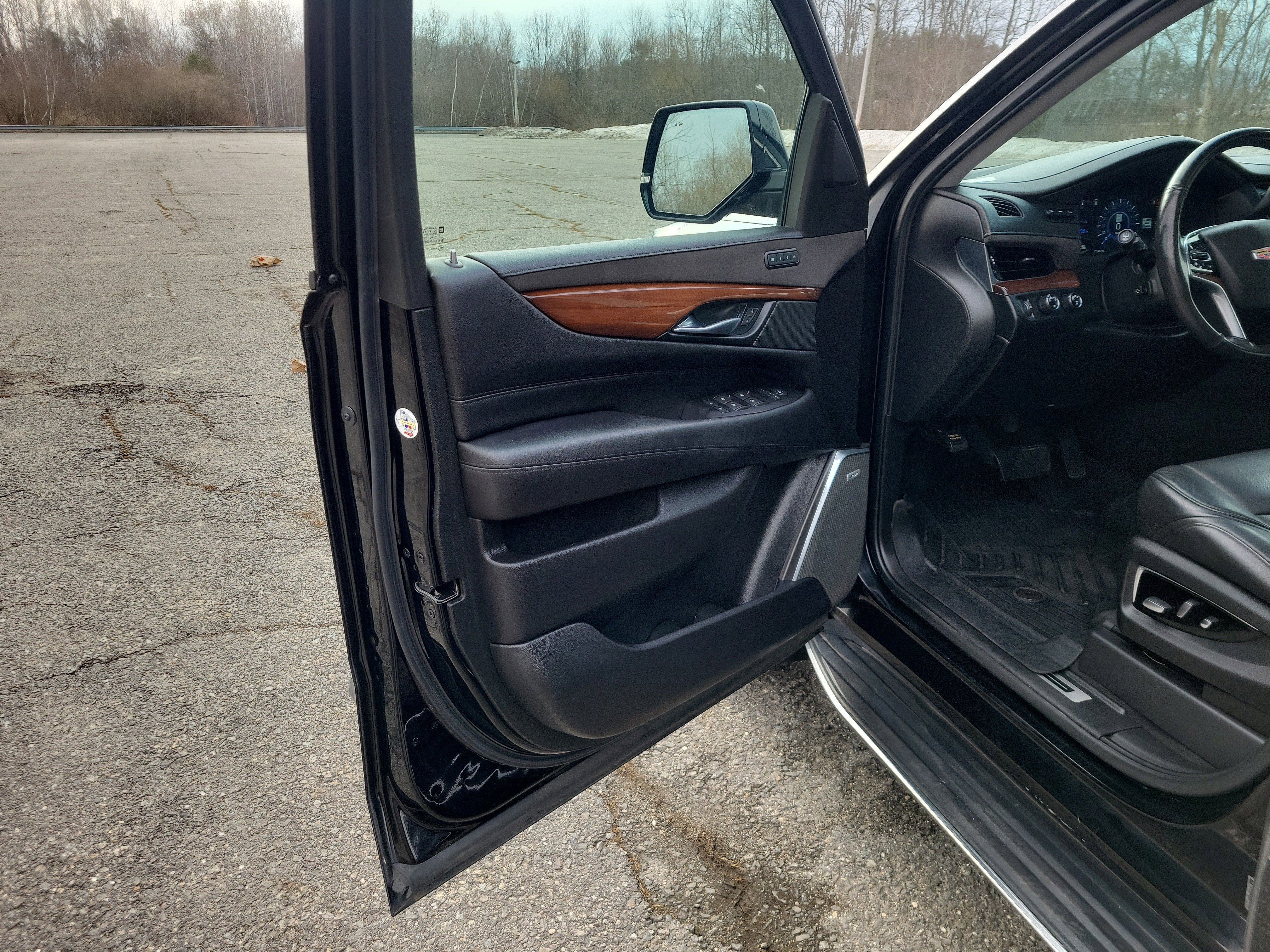 2019 Cadillac Escalade Luxury