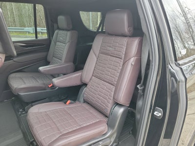 2024 Cadillac Escalade ESV Sport Platinum