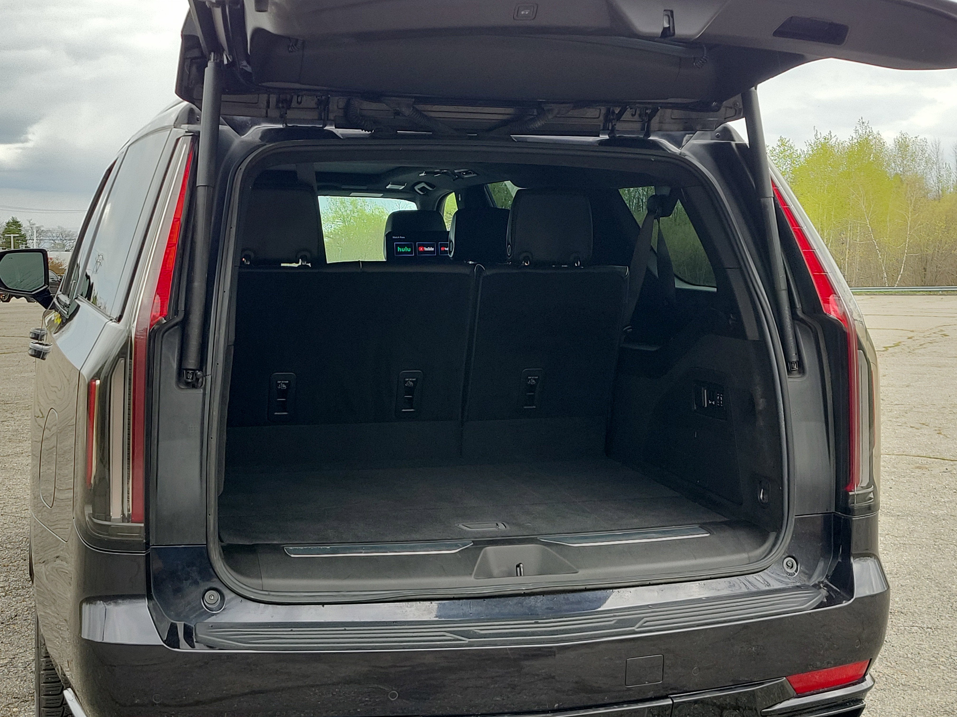2023 Cadillac Escalade ESV Sport Platinum