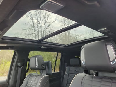 2023 Cadillac Escalade ESV Sport Platinum