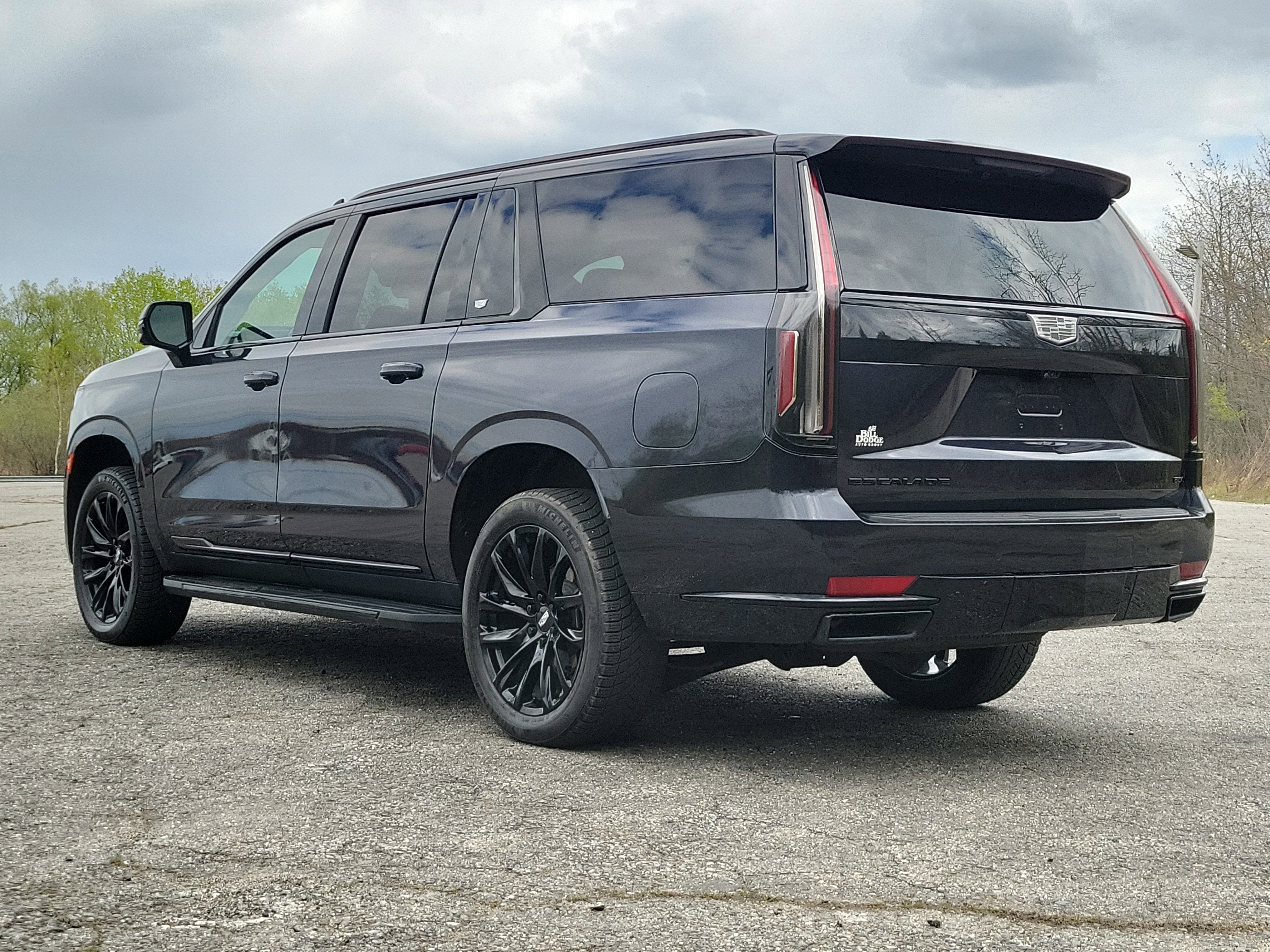 2023 Cadillac Escalade ESV Sport Platinum