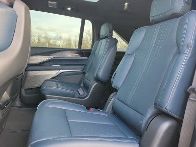 2025 Cadillac ESCALADE IQ Luxury 2