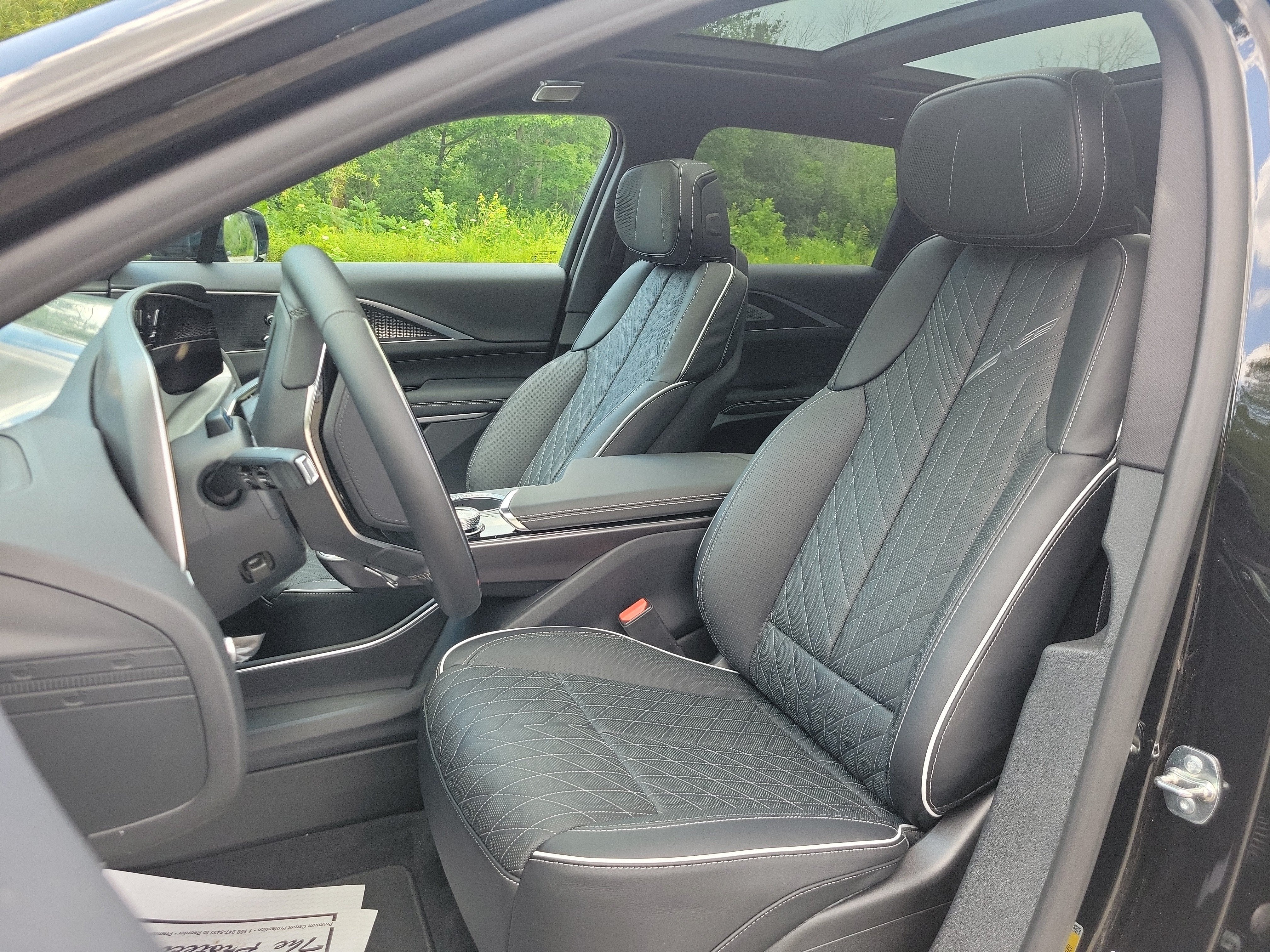 2026 Cadillac LYRIQ V-Series Premium